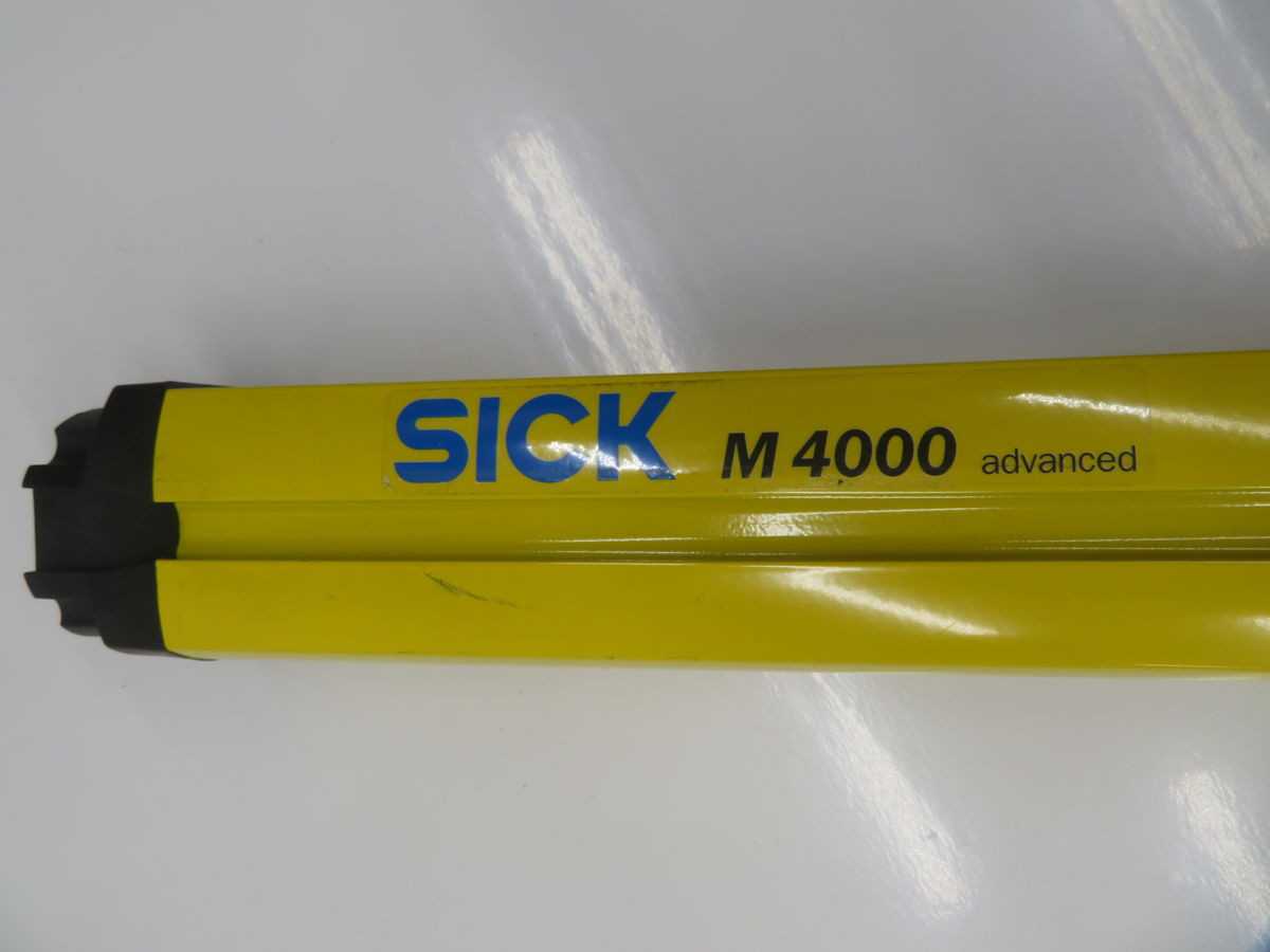 SICK M40S-68A303AA0 CURTAIN SENSORS, 1500 MM HEIGHT, 30 MM RESOLUTION, T4 SAFETY - SENSORS