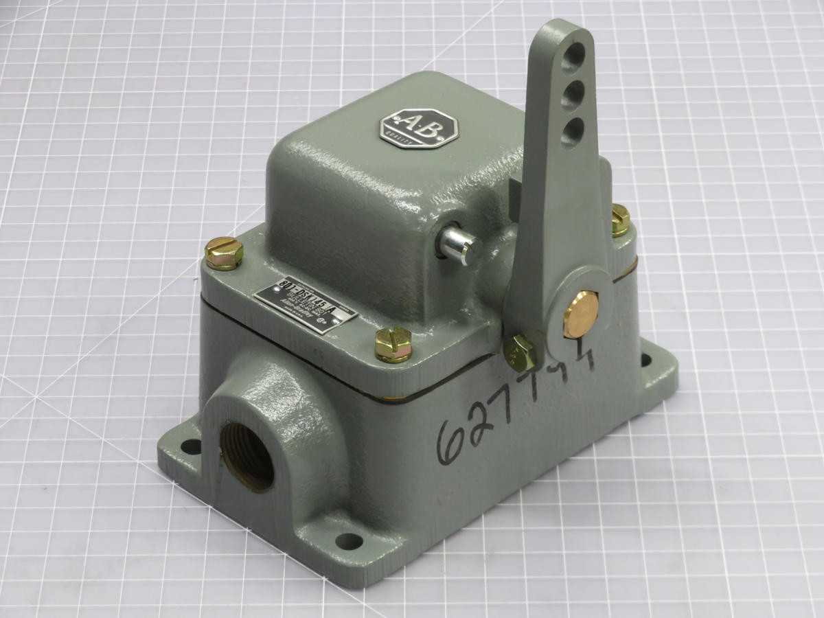 Allen Bradley, 801-Dsk145, Side Rotary Lever Limit Switch, 1 No/1 Nc, 600V Ac/Dc Max V, Ip67 Prot - SWITCHES