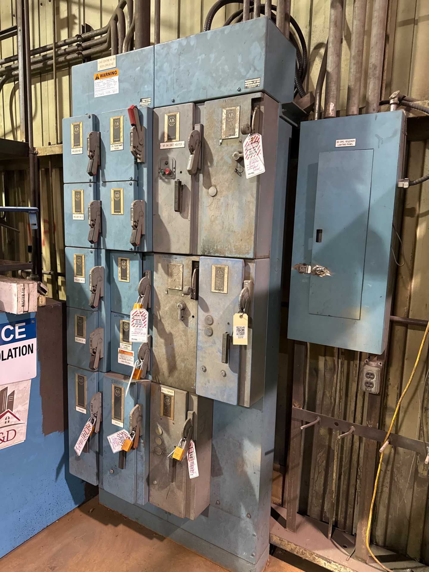 Bulk QTY of Allen-Bradley Motor Starters - MOTOR STARTERS
