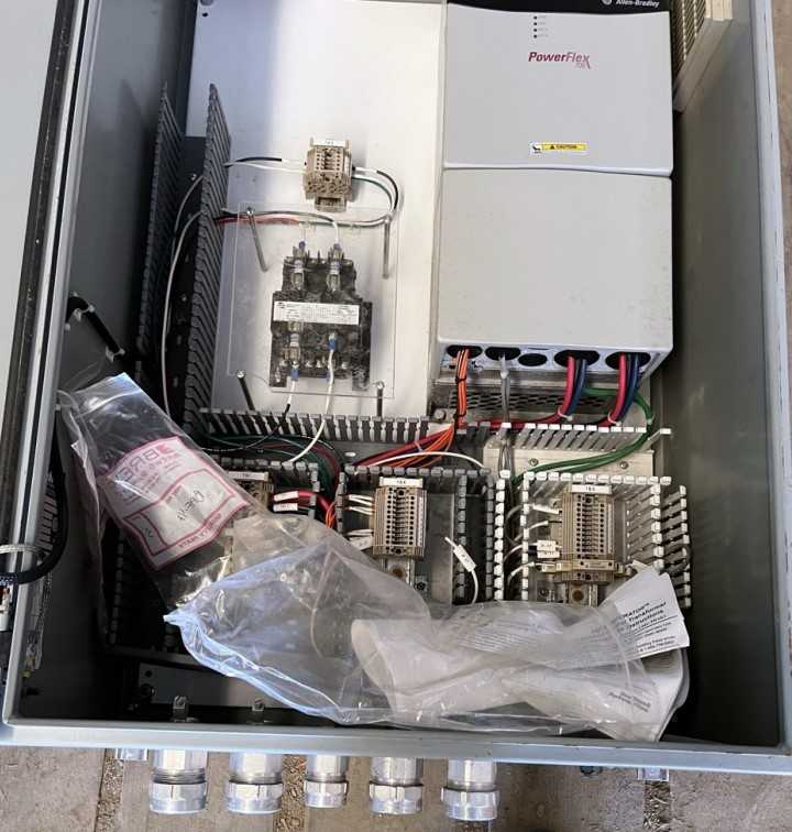 2020 ALLEN-BRADLEY POWERFLEX 700 AC VFD DRIVE - AC VFD DRIVES