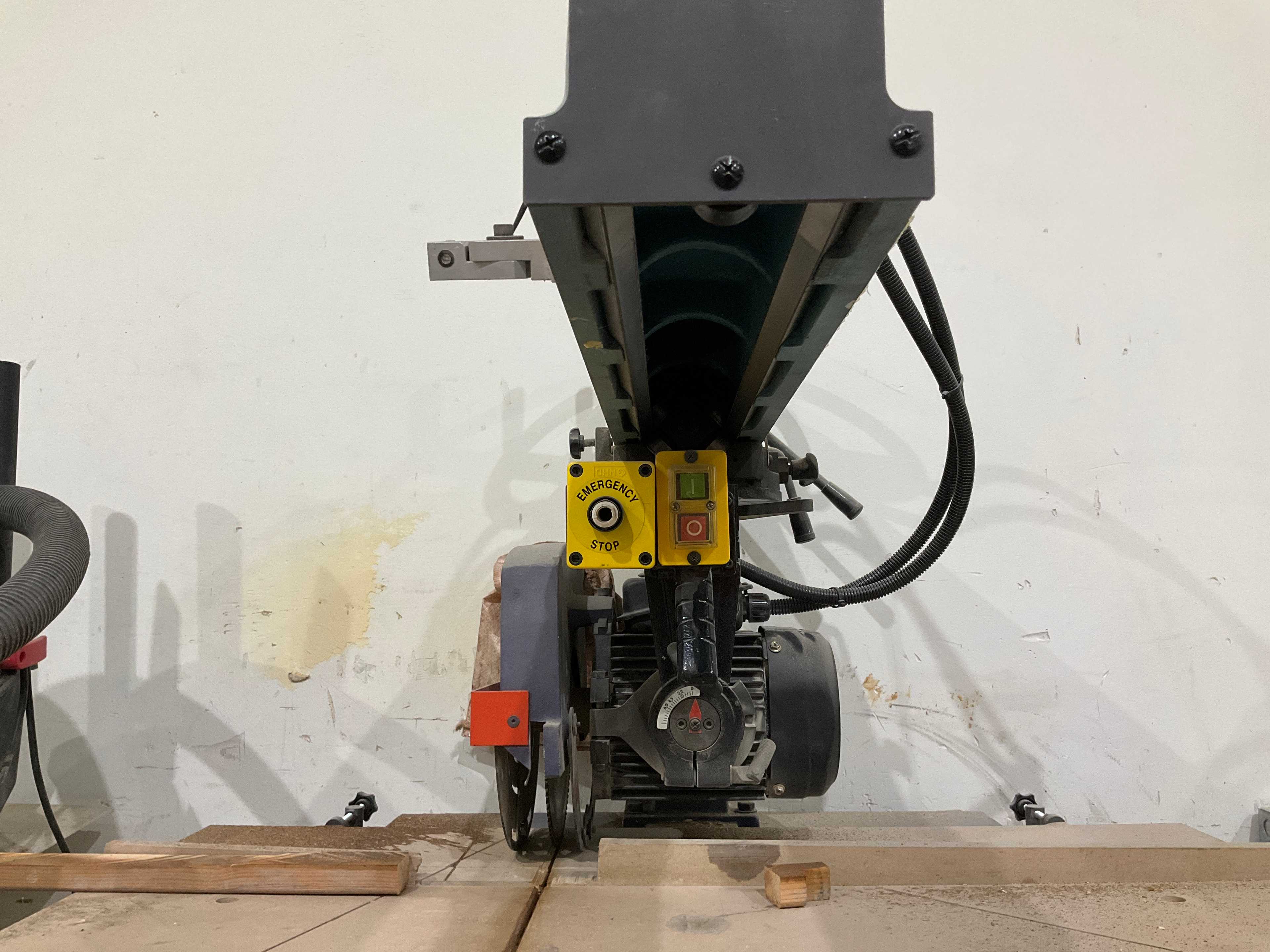 DAYTON RADIAL ARM 10”/12” CIRCULAR SAW - CIRCULAR SAWS