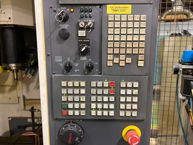 2014 TOYOSK TVT313S VERTICAL MACHINING CENTER - undefined