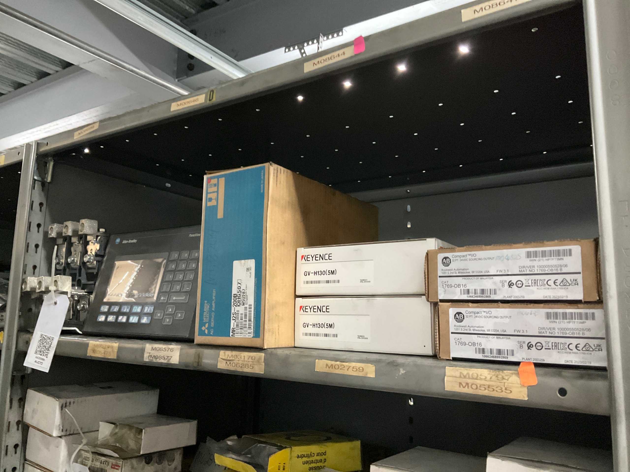 BULK QTY OF AUTOMATION & CONTROLS - AUTOMATION & CONTROLS