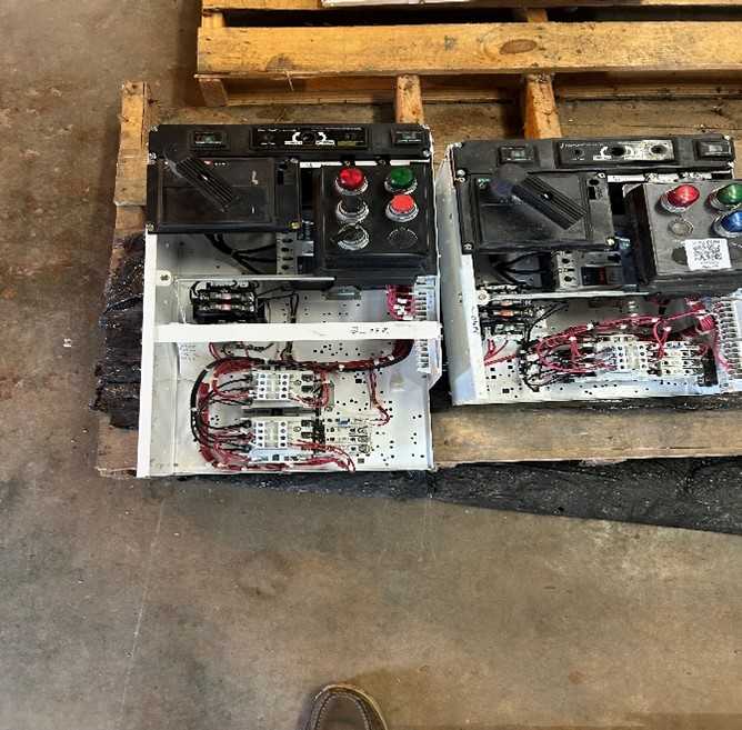 QTY 2: CIRCUIT BREAKER -