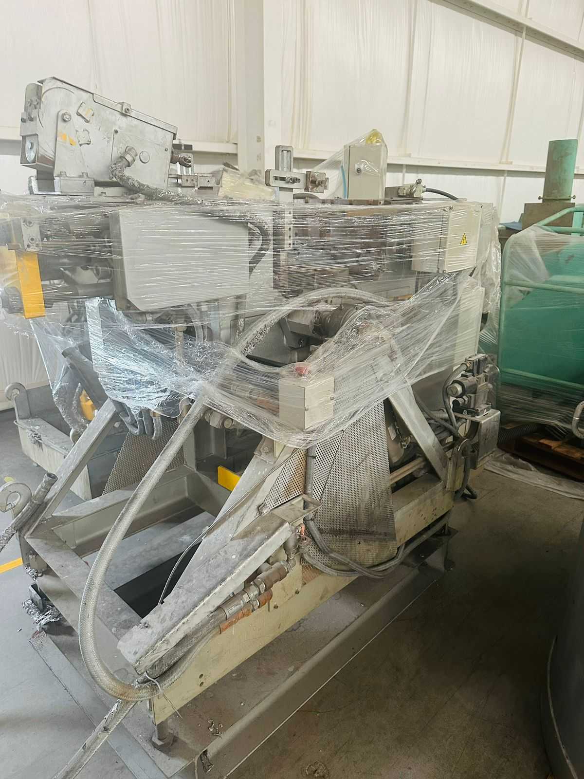 NISSIN KOGYO NDK-A3 CASTING MACHINE - CASTING EQUIPMENT