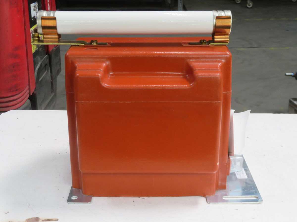 INSTRUMENT TRANSFORMER PTW5-1-110-842F, 15.5KV SYSTEM VOLTAGE, 110KV BIL, 60HZ, 1 AMP PRIMARY - POWER TRANSFORMERS