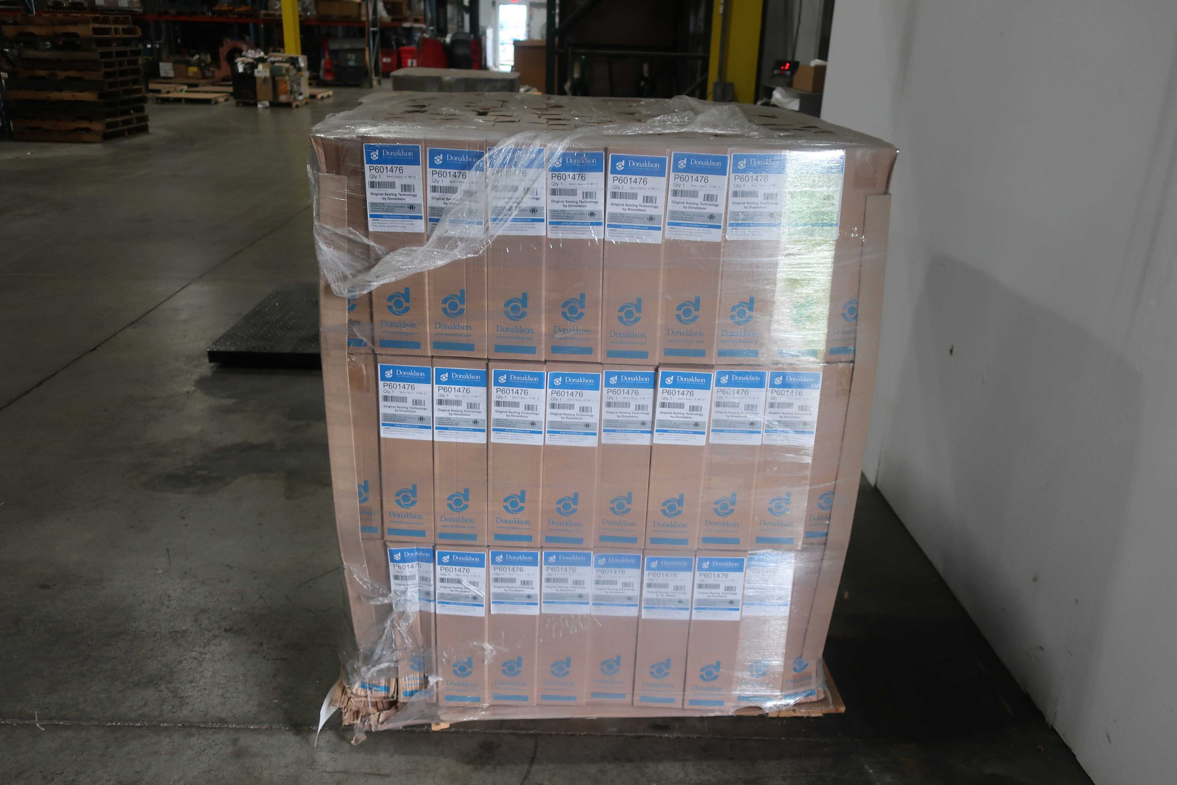 SKU 1761577 - PALLET OF DONALDSON P601476 PNEUMATIC FILTERS - PNEUMATIC FILTER