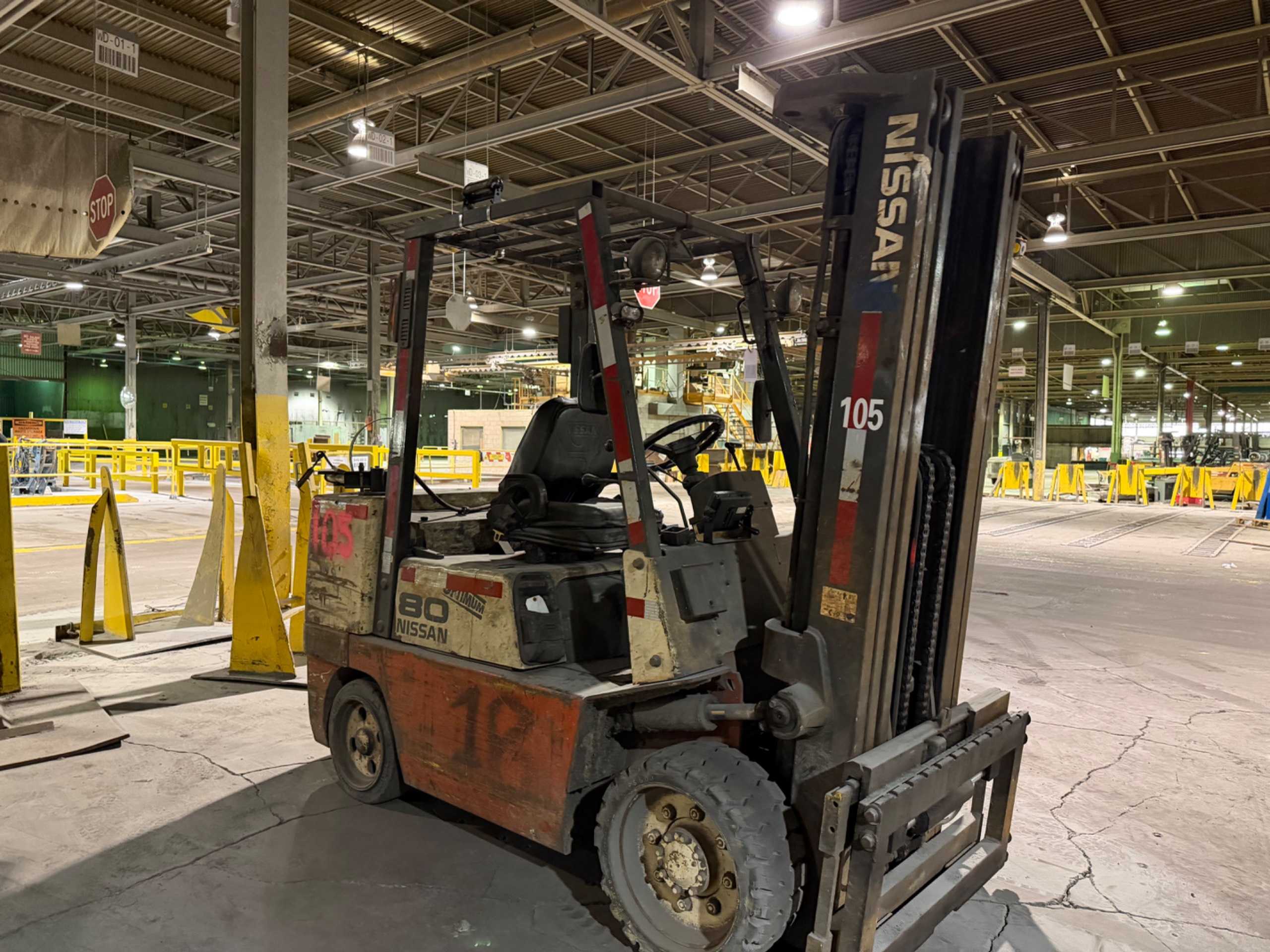 NISSAN OPTIMUM 80 FORKLIFT, 8000LB CAPACITY, LPG ENGINE, 60.3HP, 157-217IN LIFT HEIGHT - SIT-DOWN FORKLIFTS