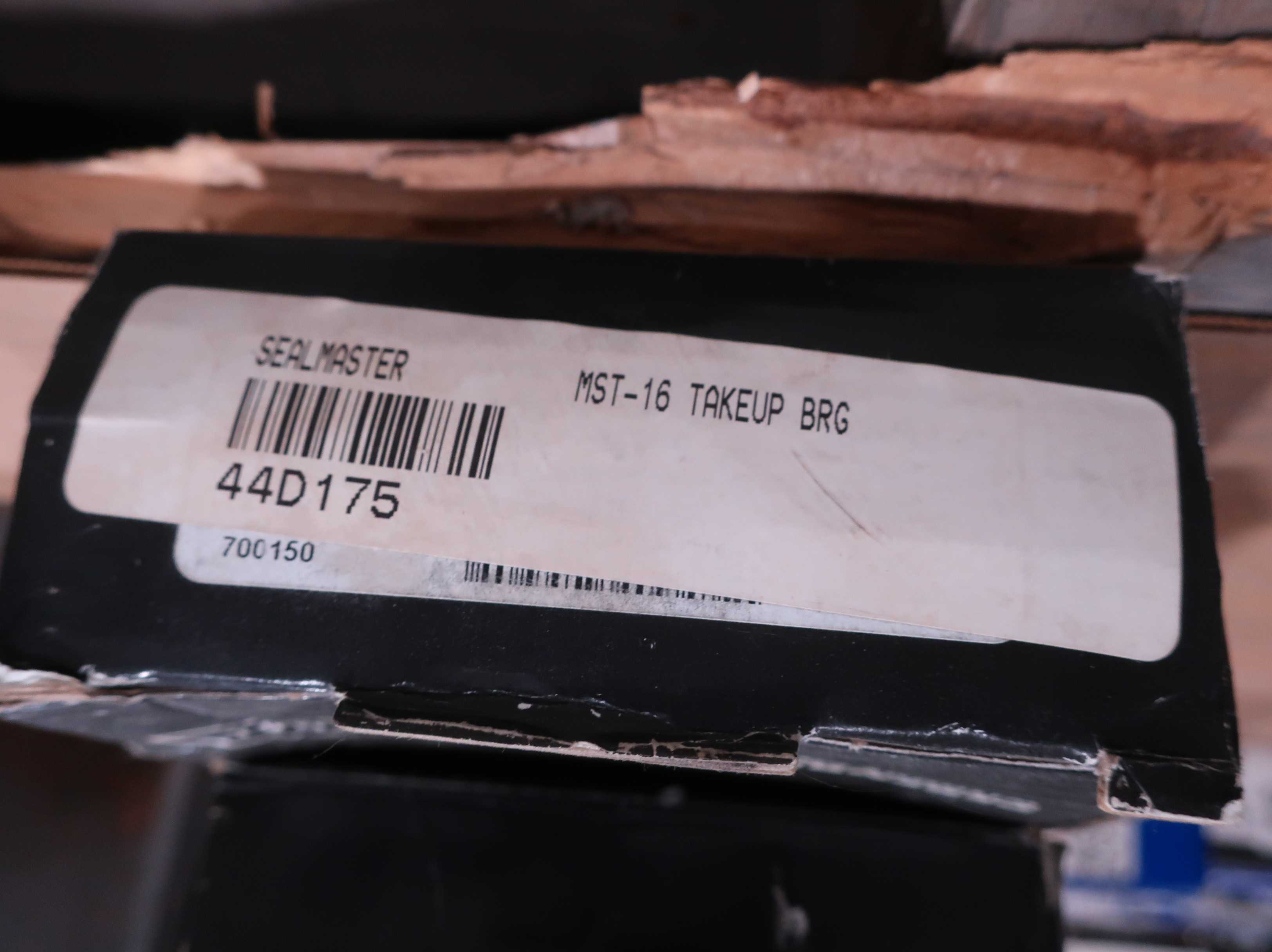 SKU 1735936 - PALLET OF ASSORTED SEAL MASTER BEARINGS, MOUNTED AND HOUSINGS - BEARINGS