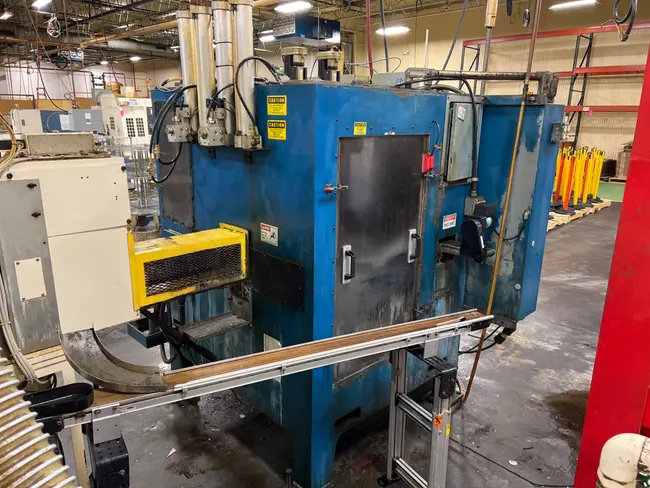 2003 CDMC 2800-3B/W DEBURRING MACHINE - undefined