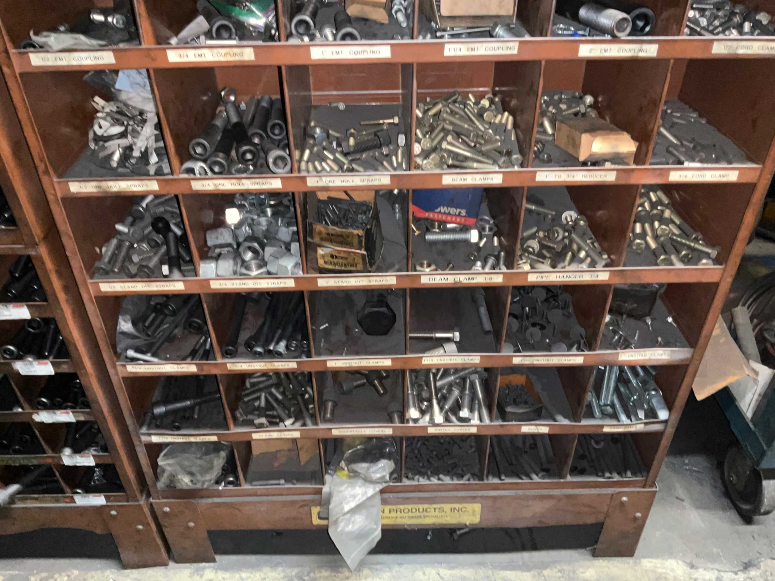 QTY 6: STORAGE CABINETS WITH PARTS - STORAGE CABINET