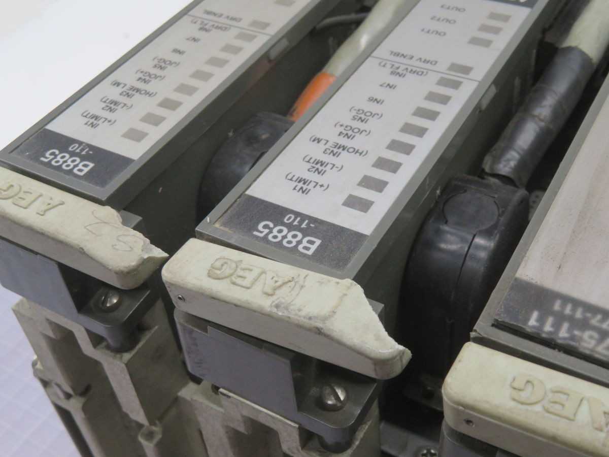 MODICON AS-B885-110 PLC MODULE, 24VDC POWER, 11-SLOT RACK - PLC MODULES