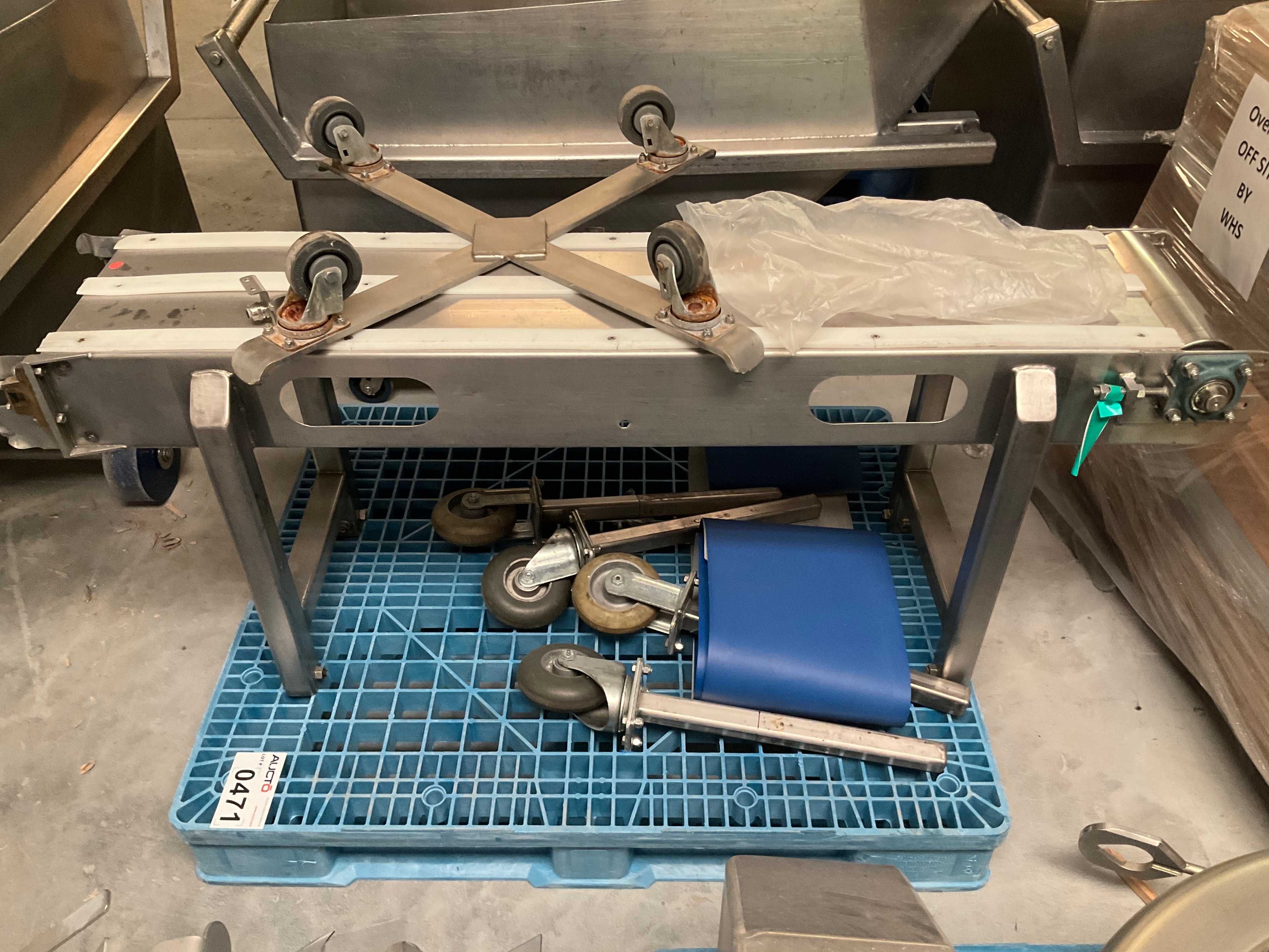 SMALL CONVEYOR STAND WITH BELT AND WHEELS - CONVEYOR PARTS