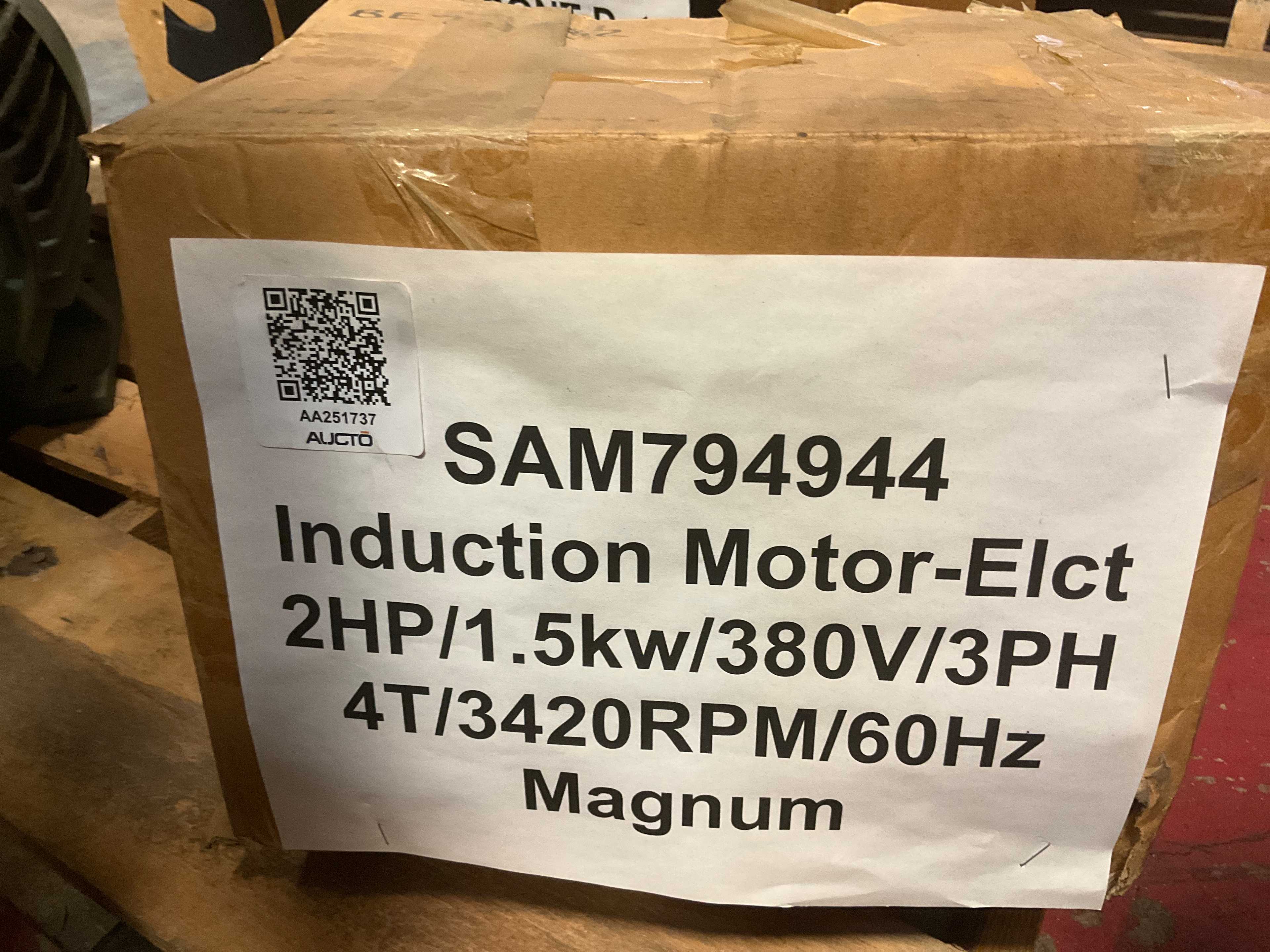ROCKWELL AUTOMATION AM90LC2/4T/4/B14 AC MOTOR - AC MOTOR