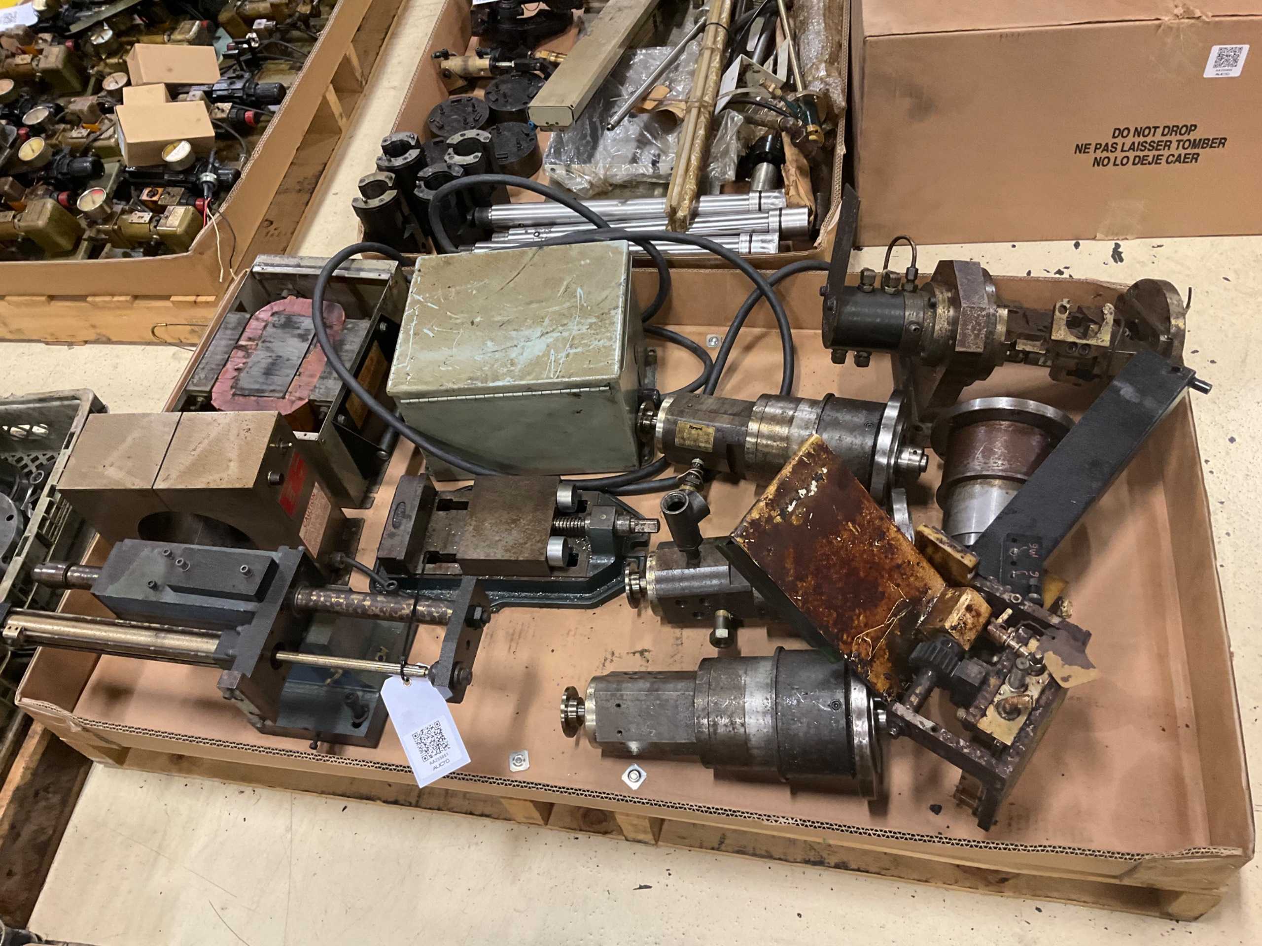 BULK QTY OF INDUSTRIAL PARTS - INDUSTRIAL PARTS