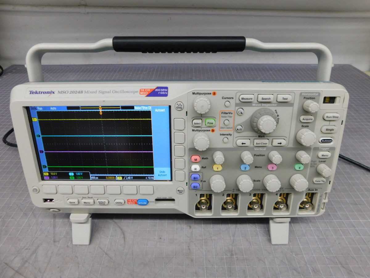 TEKTRONIX MSO2024B, 200 MHZ BW, 1 GS/S SR, 4A/16D CH, 8-BIT VERT RES, 1 MPOINT REC LENGTH - ANALYZER