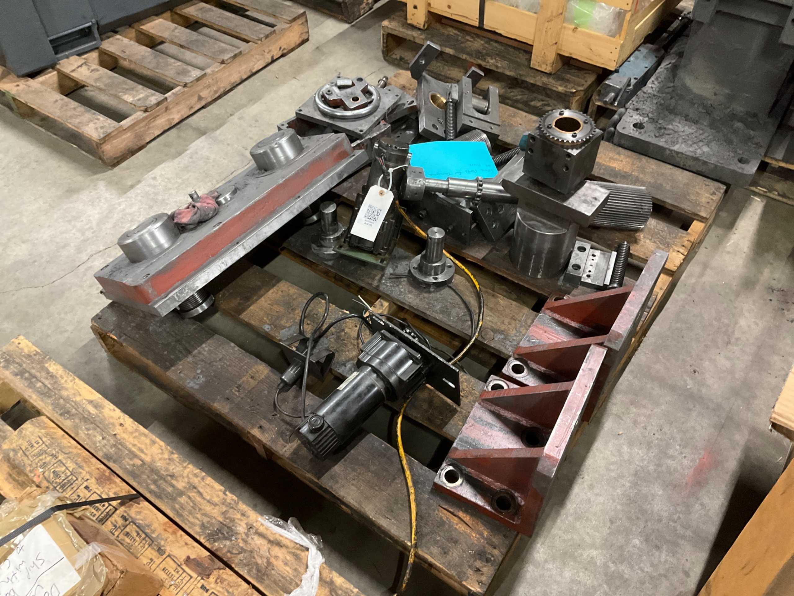 BULK QTY OF PRESS PARTS - PRESS BRAKE TOOLING