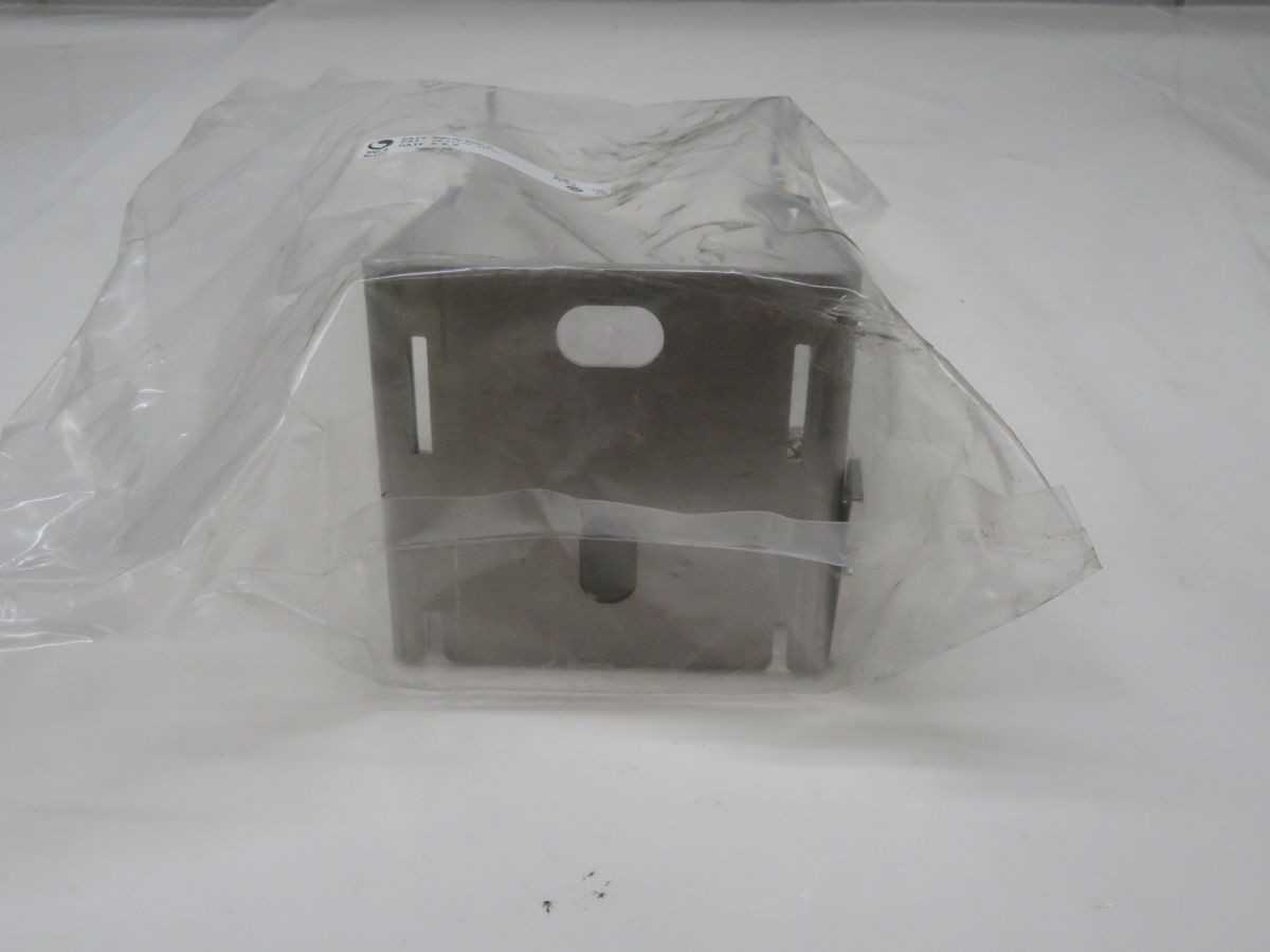 COMMSCOPE 726688-000 MOBRA POLE BRACKET KIT T268529 - BRACKETS