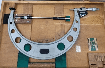 MITUTOYO 193-222 DIGITAL OUTSIDE MICROMETER, 11-12” RANGE, 0.0001” GRADUATION - MACHINE TOOLING