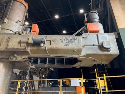 KAUKAUNA 140U PORTABLE UNIVERSAL DRILL & TAPPING MACHINE, 8' ARM, 10 HP, 48500 LBS - RADIAL ARM DRILLING MACHINES