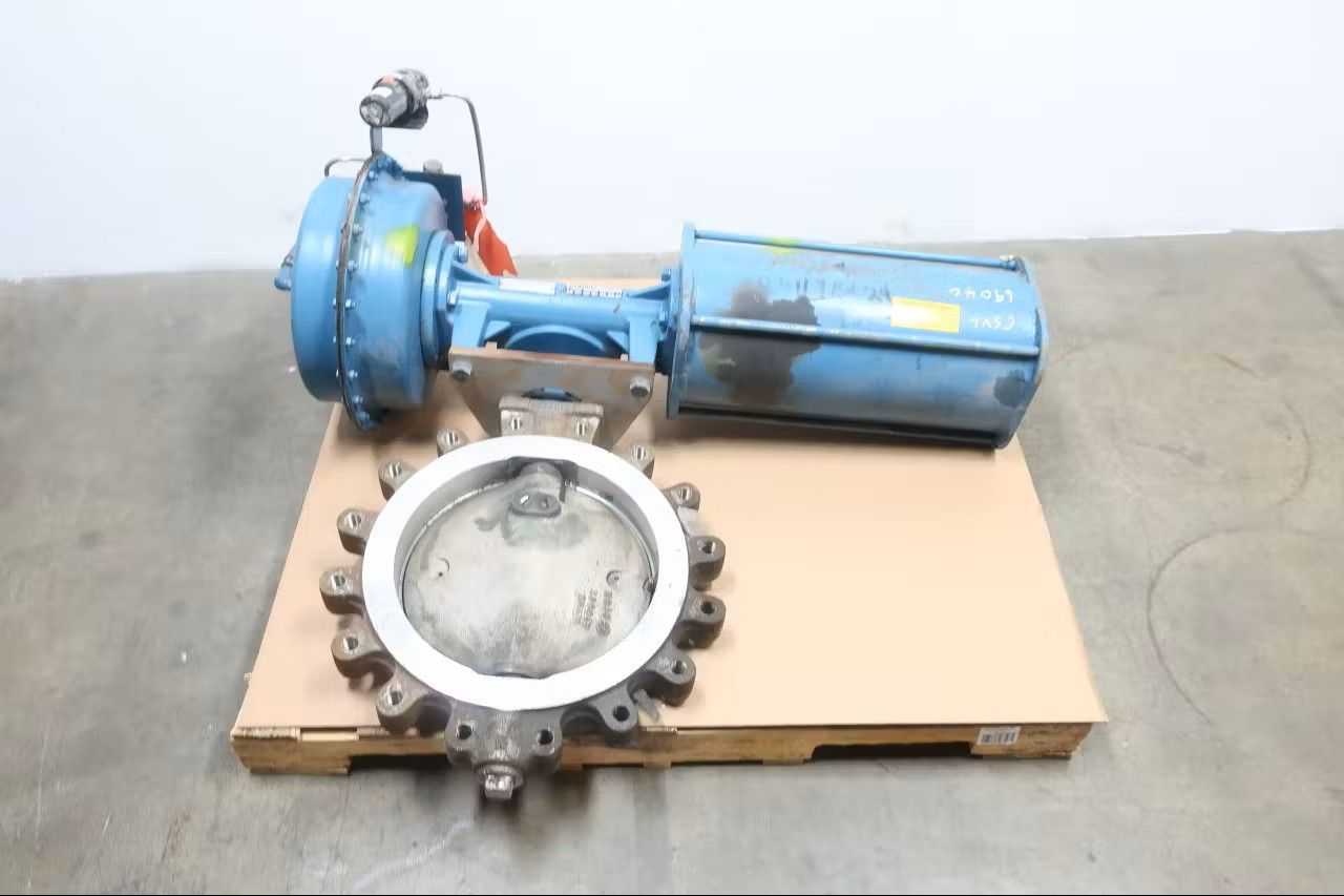 SKU 1711215 - DEZURIK BHP BUTTERFLY VALVE, 16 IN - BUTTERFLY VALVE