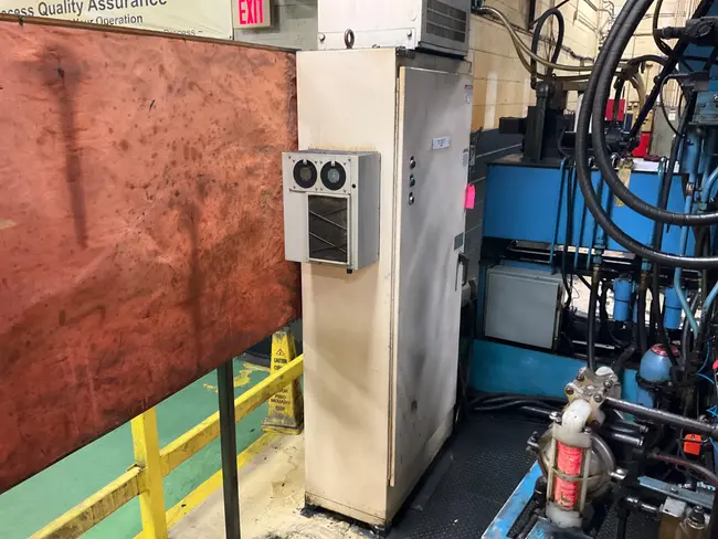 CINCINNATI 600-R-3 600 TON SIZING PRESS - undefined