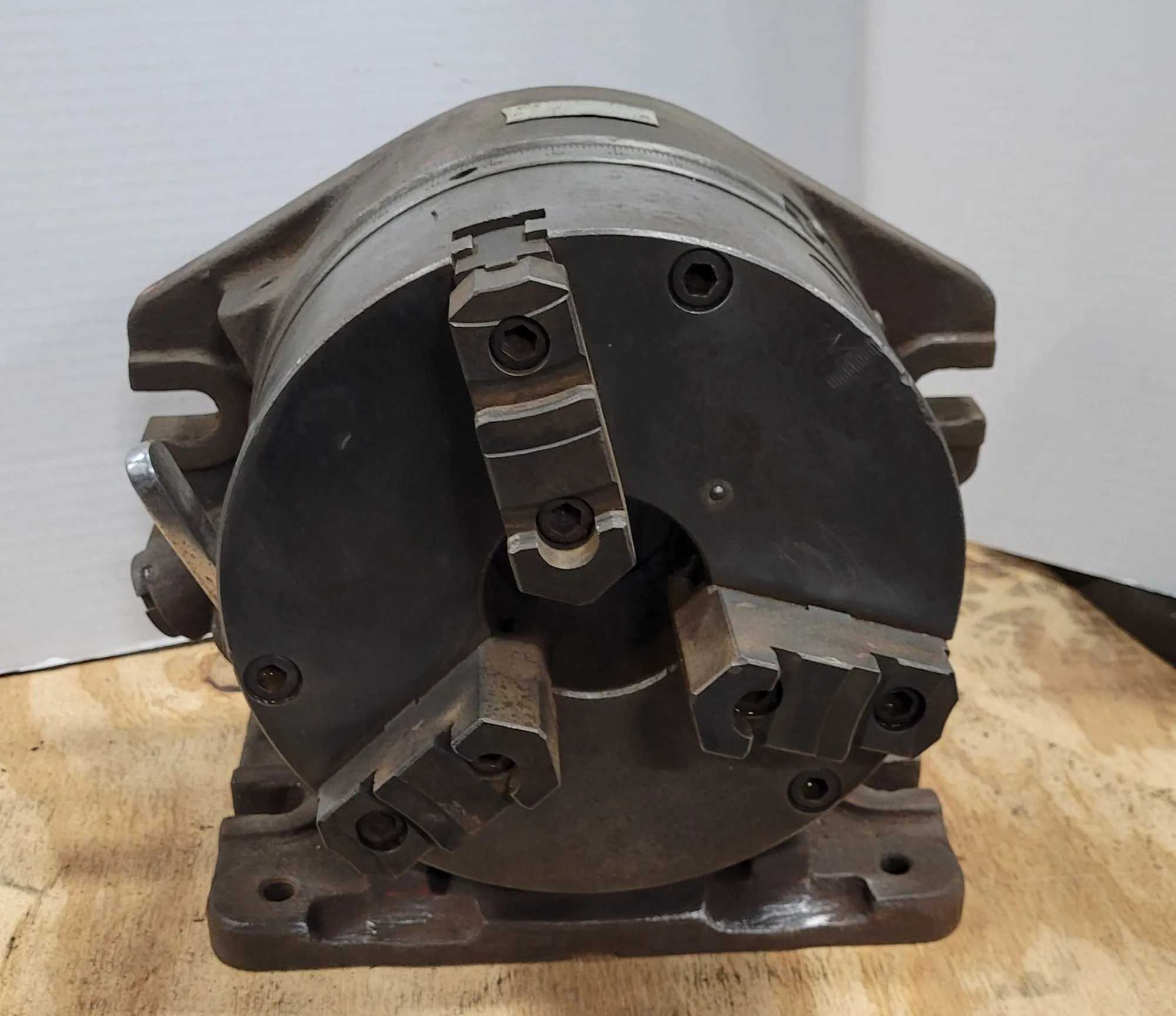 YUASA 550-007 ACCU-DEX ROTARY INDEXER SUPER SPACER W/ 3 JAW CHUCK, 8" CHUCK SIZE - MACHINE TOOLING