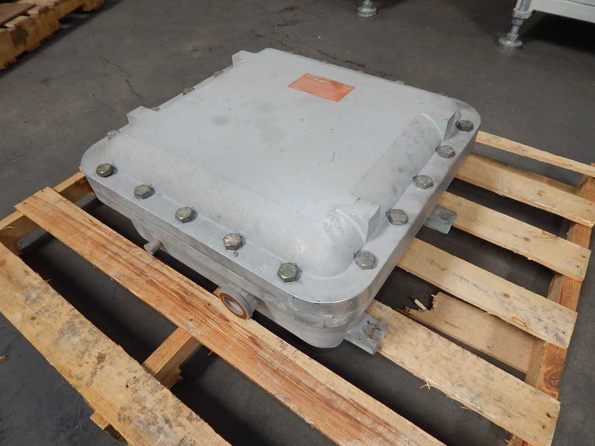 ADALET XJF 162406 ENCLOSURE, 406 MM HEIGHT, 610 MM WIDTH, 152 MM DEPTH, NEMA 7CD, 9EFG, IP66 - ELECTRICAL ENCLOSURES