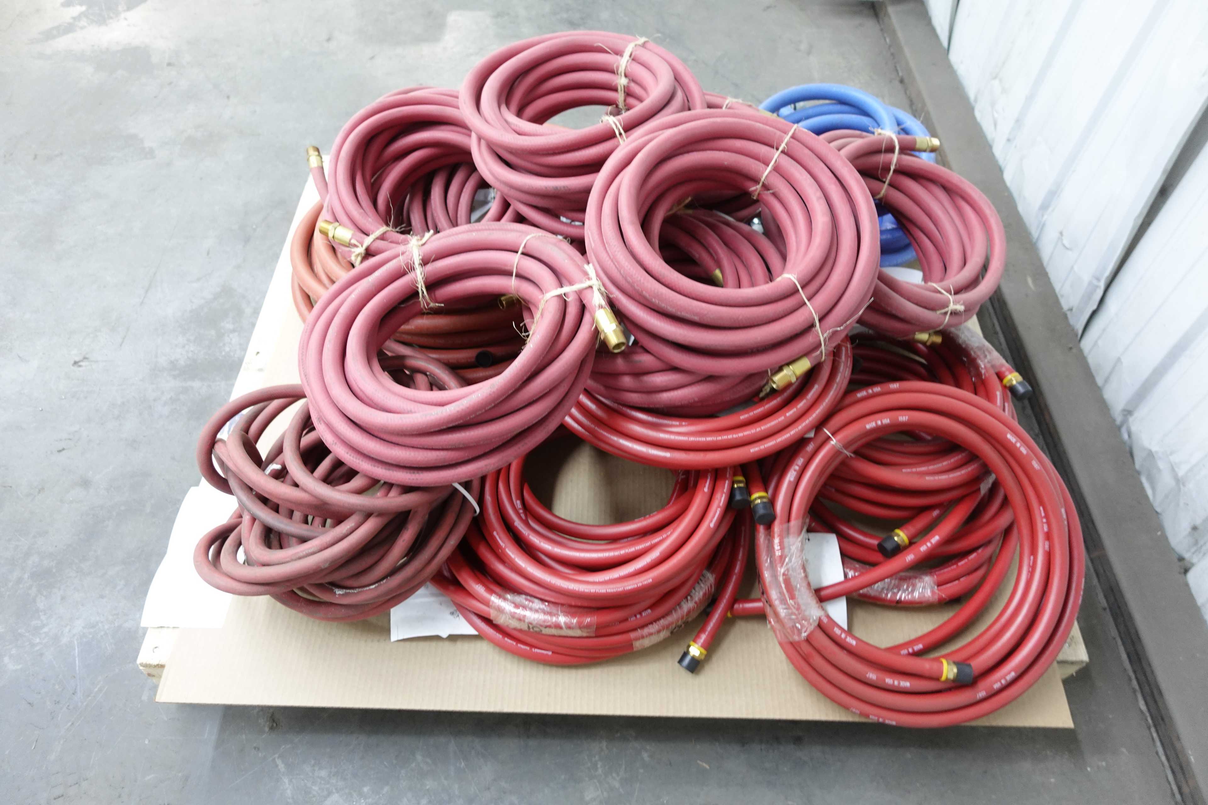 KU 1729459 - PALLET OF ASSORTED RUBBER HOSES, FLEXFAB, THERMOID, CONTINENTAL - FLEXIBLE HOSE