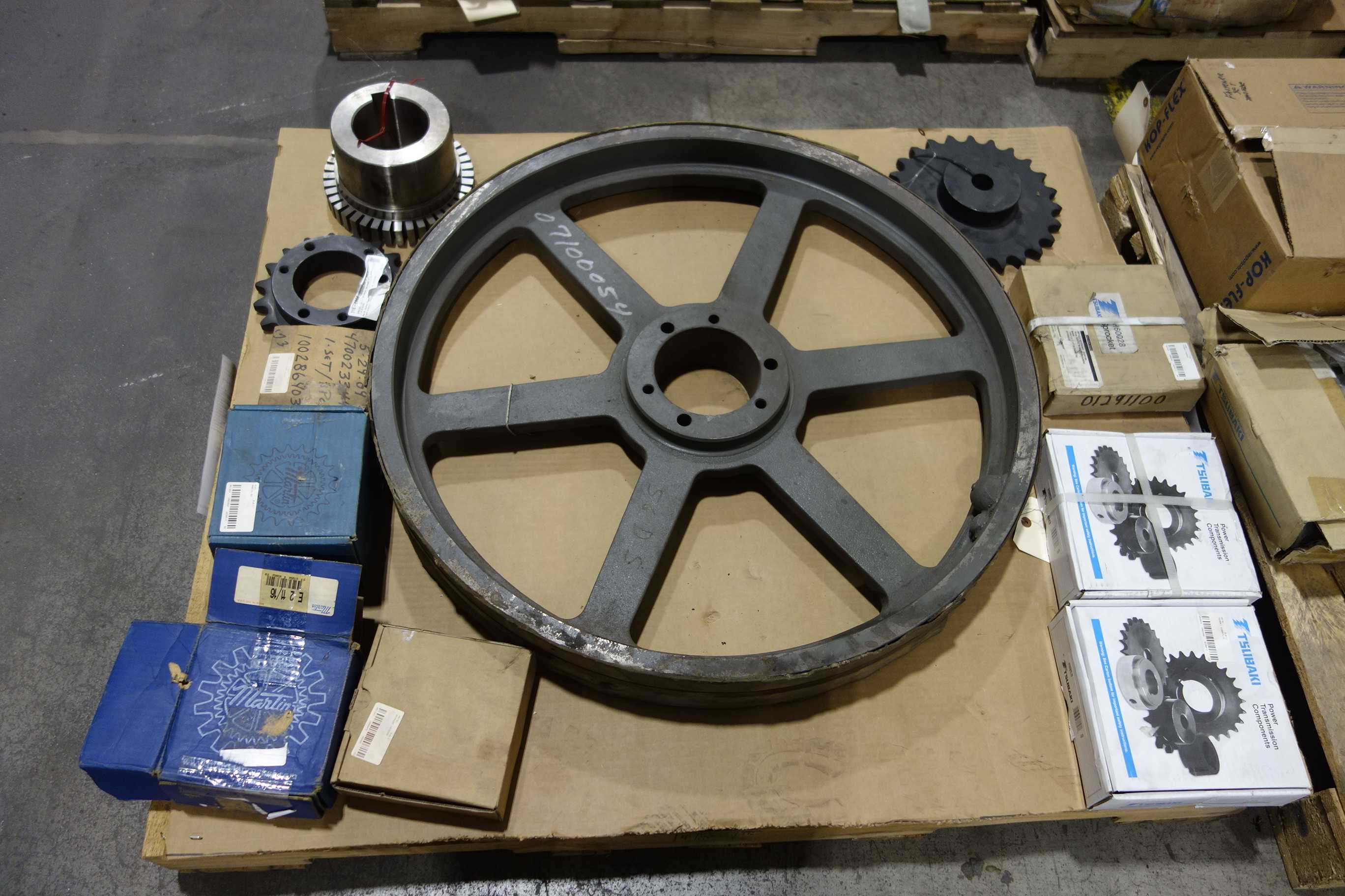 4 PALLETS OF ASSORTED POWER TRANSMISSION REPLACEMENT PARTS - POWER TRANSMISSION