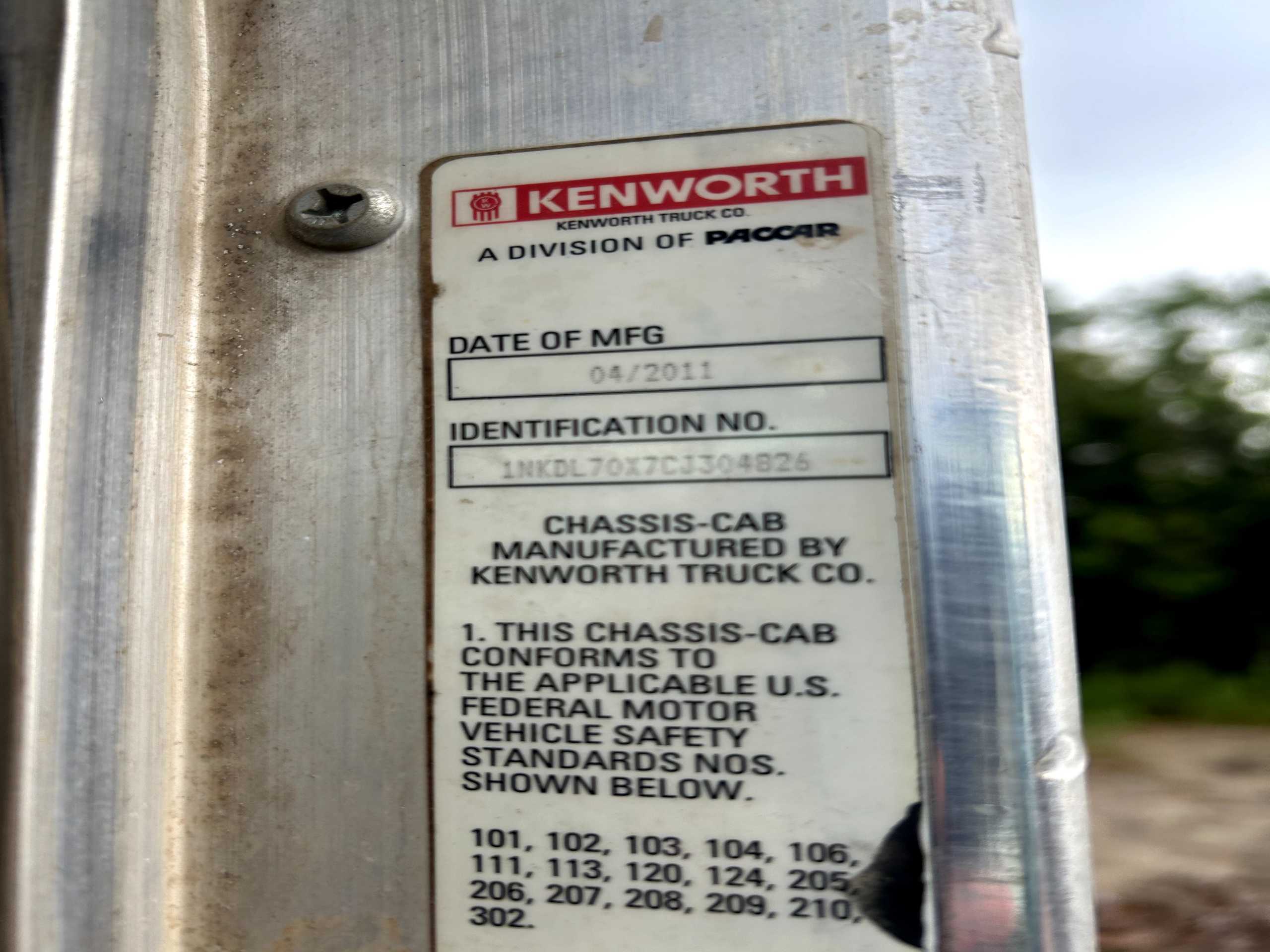 2011 KENWORTH T800 HYDRO EXCAVATION TRUCK - SERVICE TRUCKS