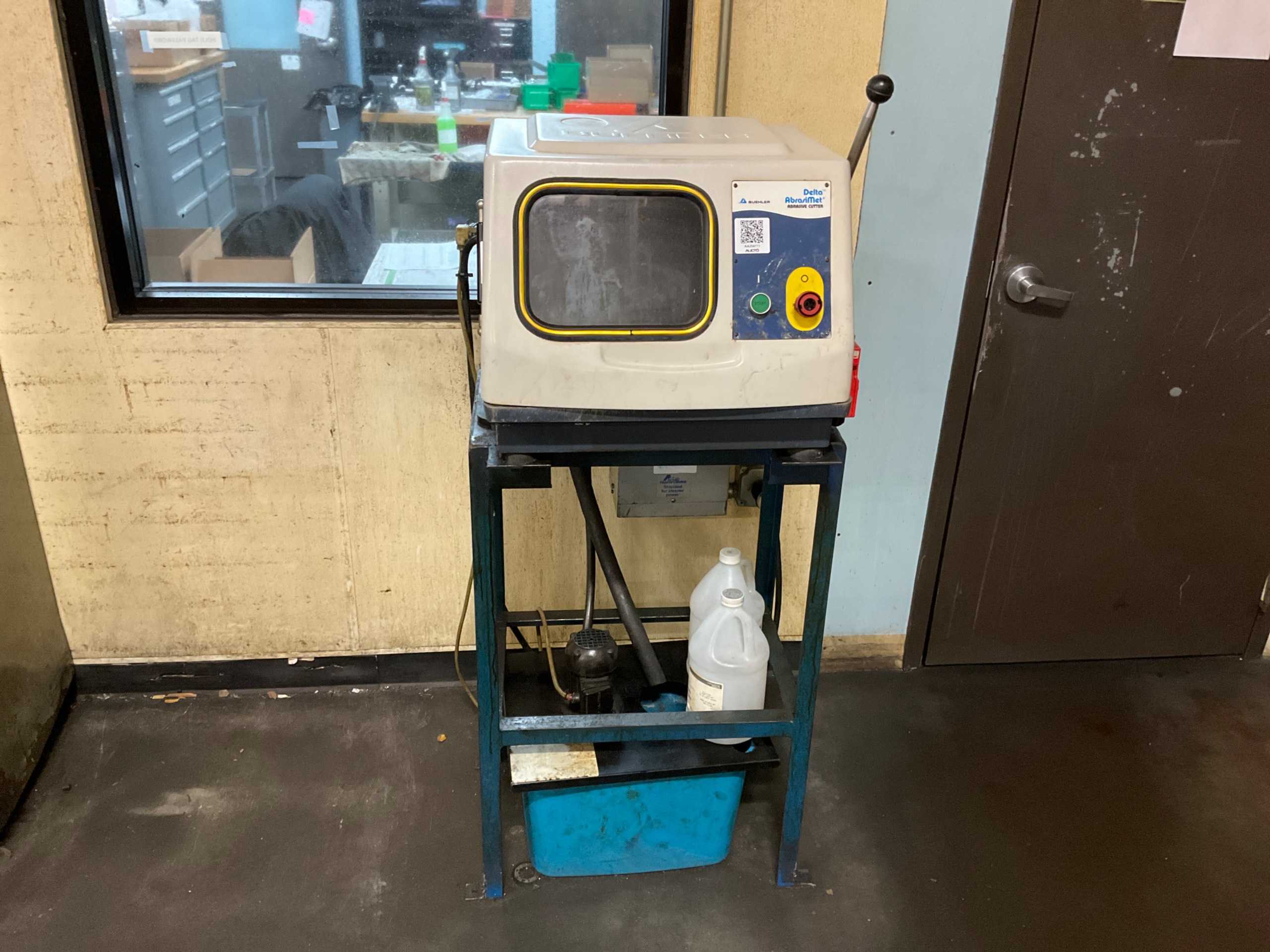 BUEHLER ABRASIMET ABRASIVE CUTTER - METAL CUTTING EQUIPMENT