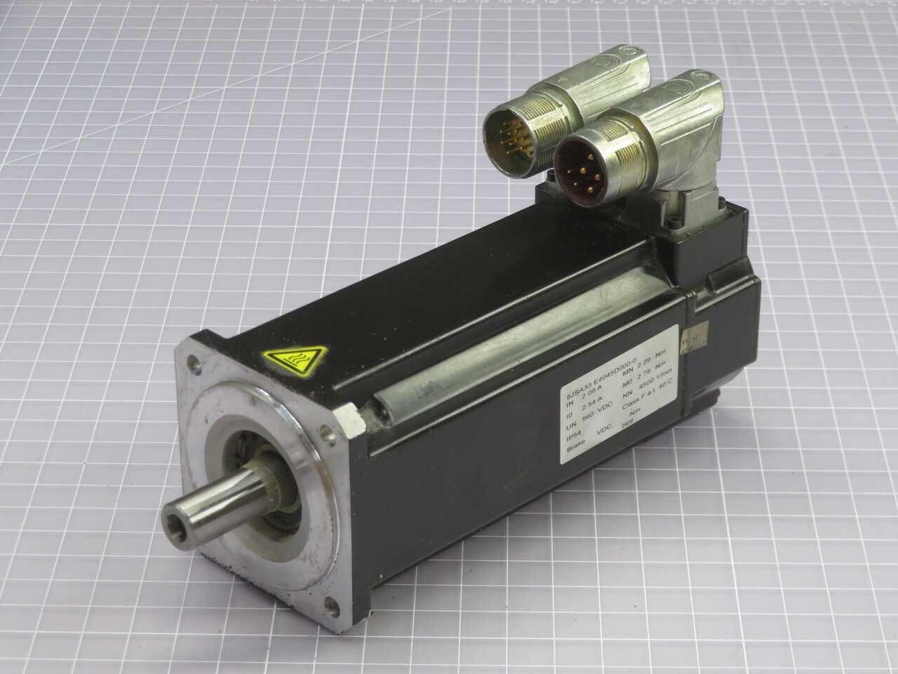B&R 8JSA33.E4045D000-0 SYNCHRONOUS MOTOR, 0.66 KW POWER, 4500 RPM, 1.4 NM TORQUE, 400 VAC - ELECTRIC MOTORS