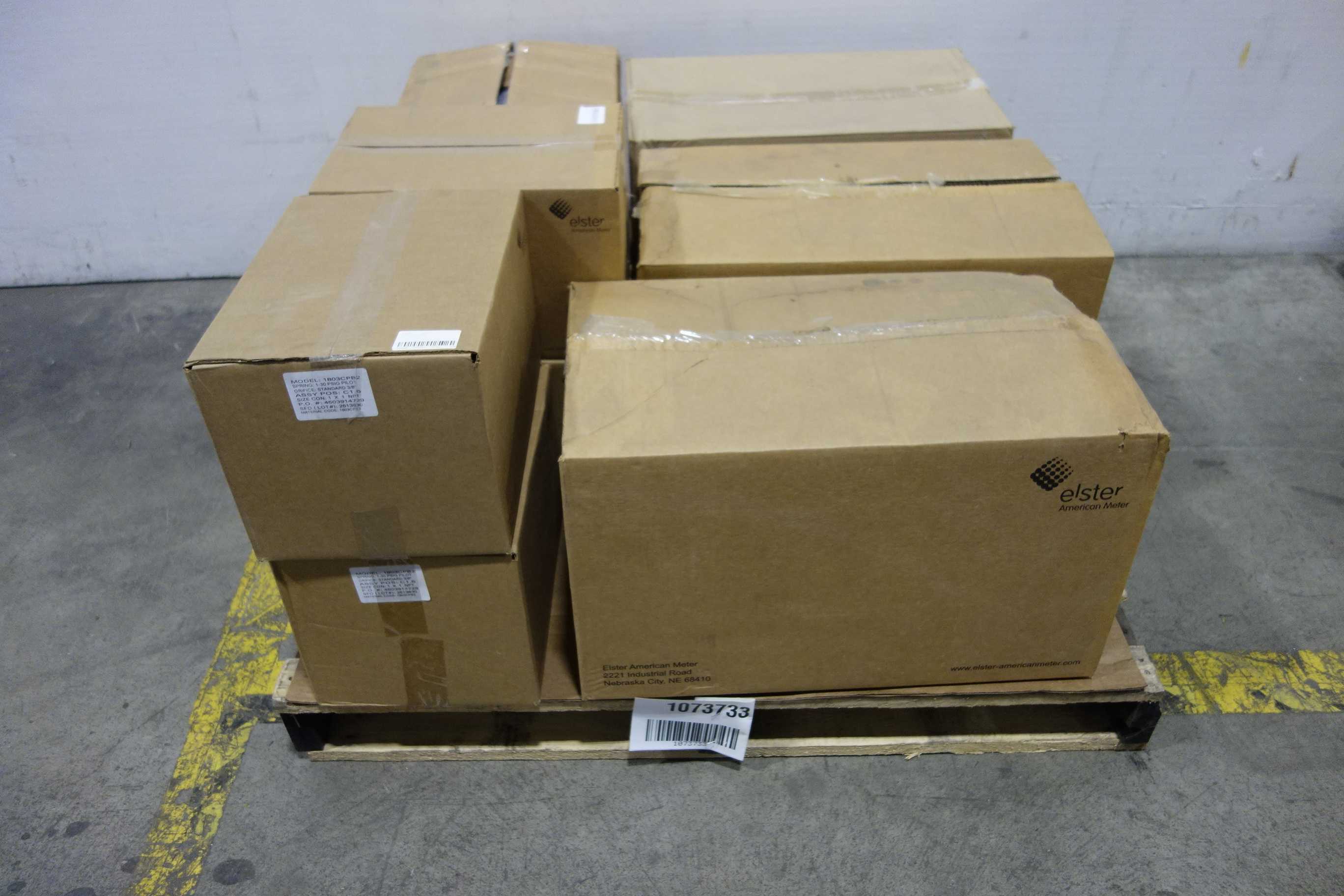 PALLET OF ELSTER PRESSURE REDUCING REGULATOR VALVES