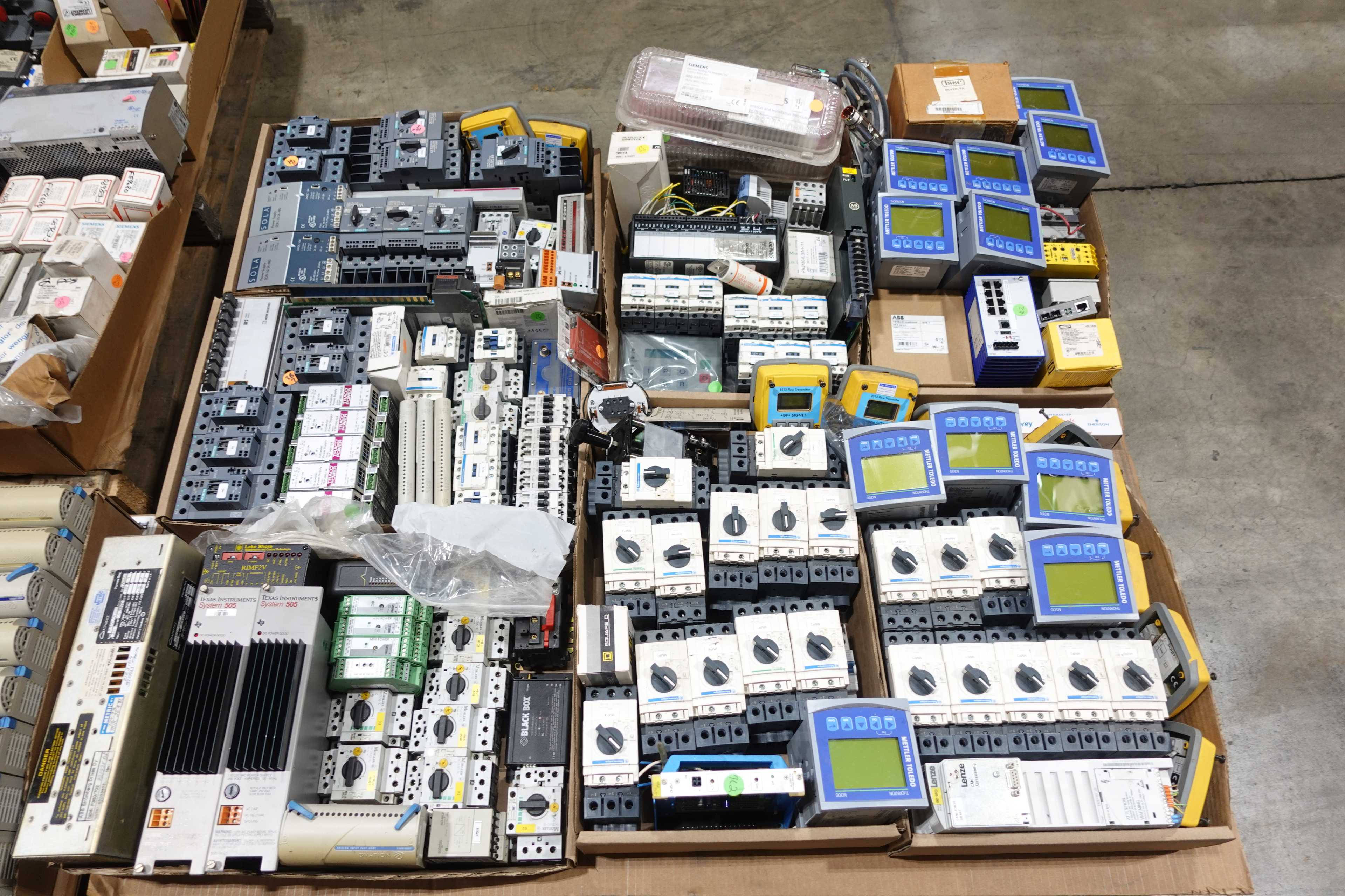 3 PALLETS OF ASSORTED AUTOMATION AND ELECTRICAL CONTROLS - AUTOMATION & CONTROLS
