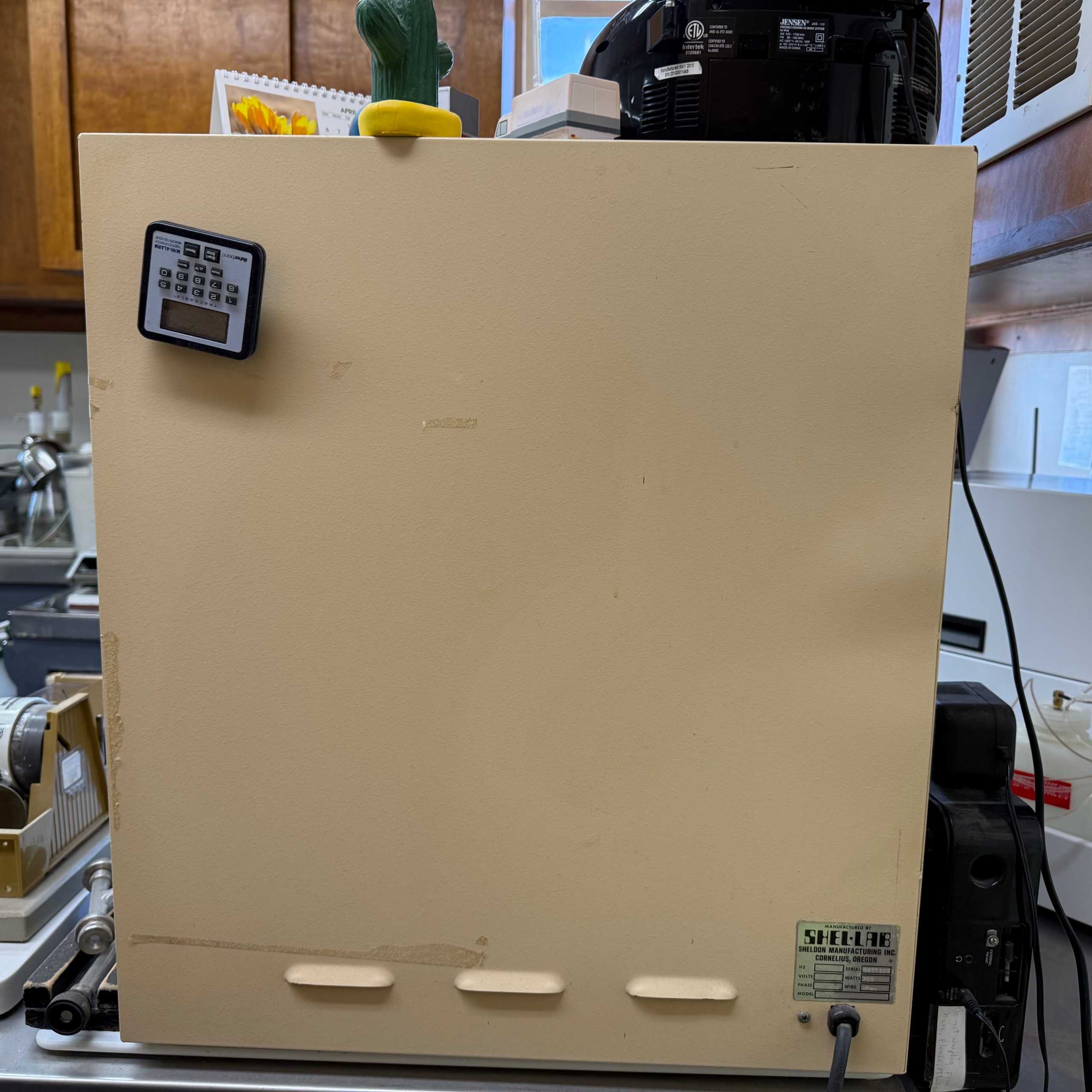 SHEL LAB 1320E LAB OVEN - LAB & SCIENTIFIC