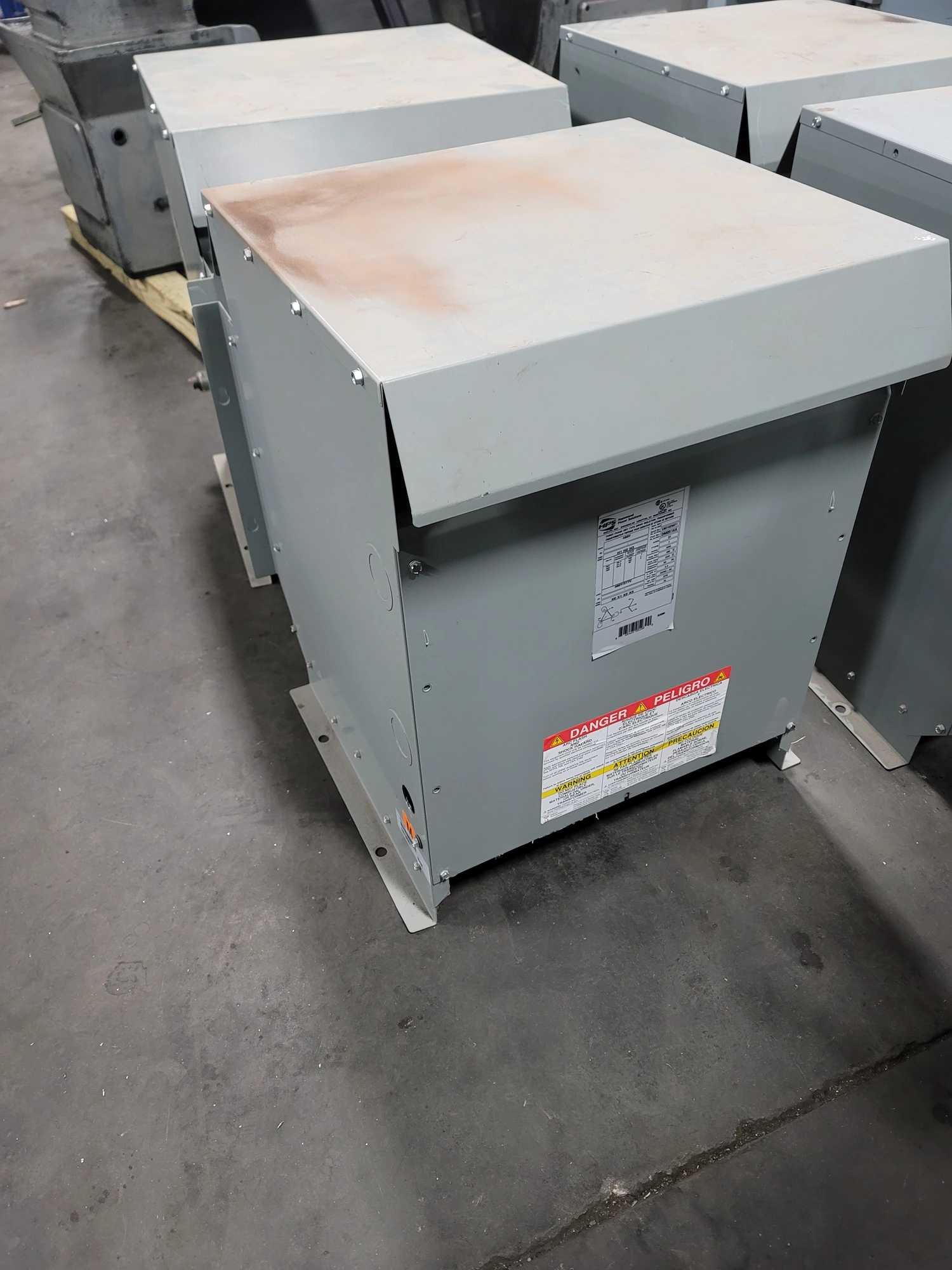 HAMMOND POWER DM051KK 51KVA DRIVE ISOLATION TRANSFORMER, 480D PRI/480Y SEC, NEMA 3R - DRY TRANSFORMERS
