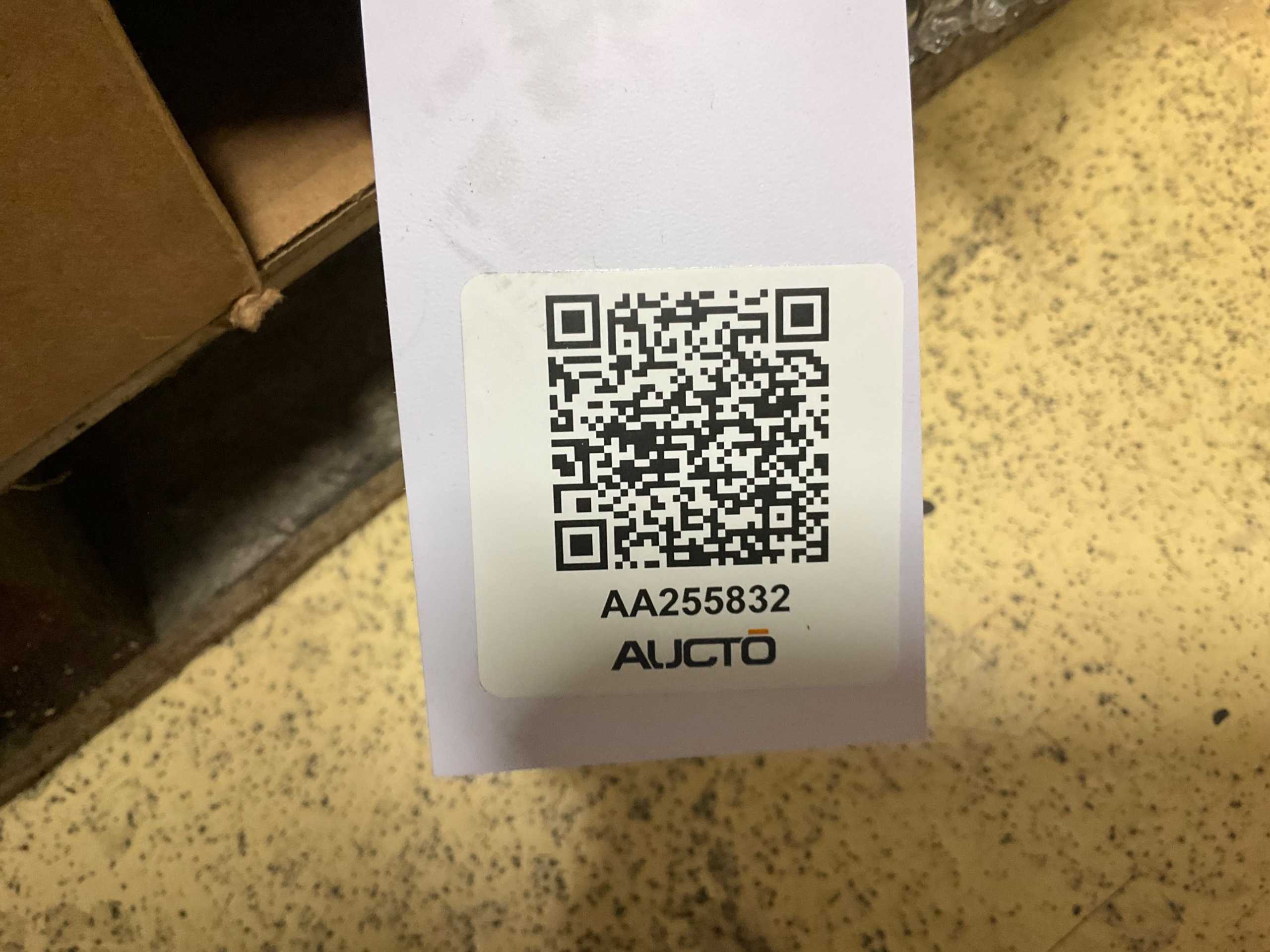 BULK QTY OF INDUSTRIAL PARTS - INDUSTRIAL PARTS