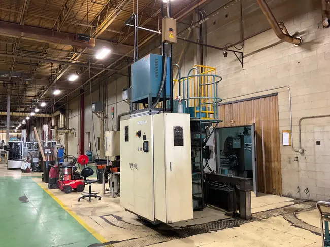 NISSEI V-5P M-901 GRINDING MACHINE - undefined