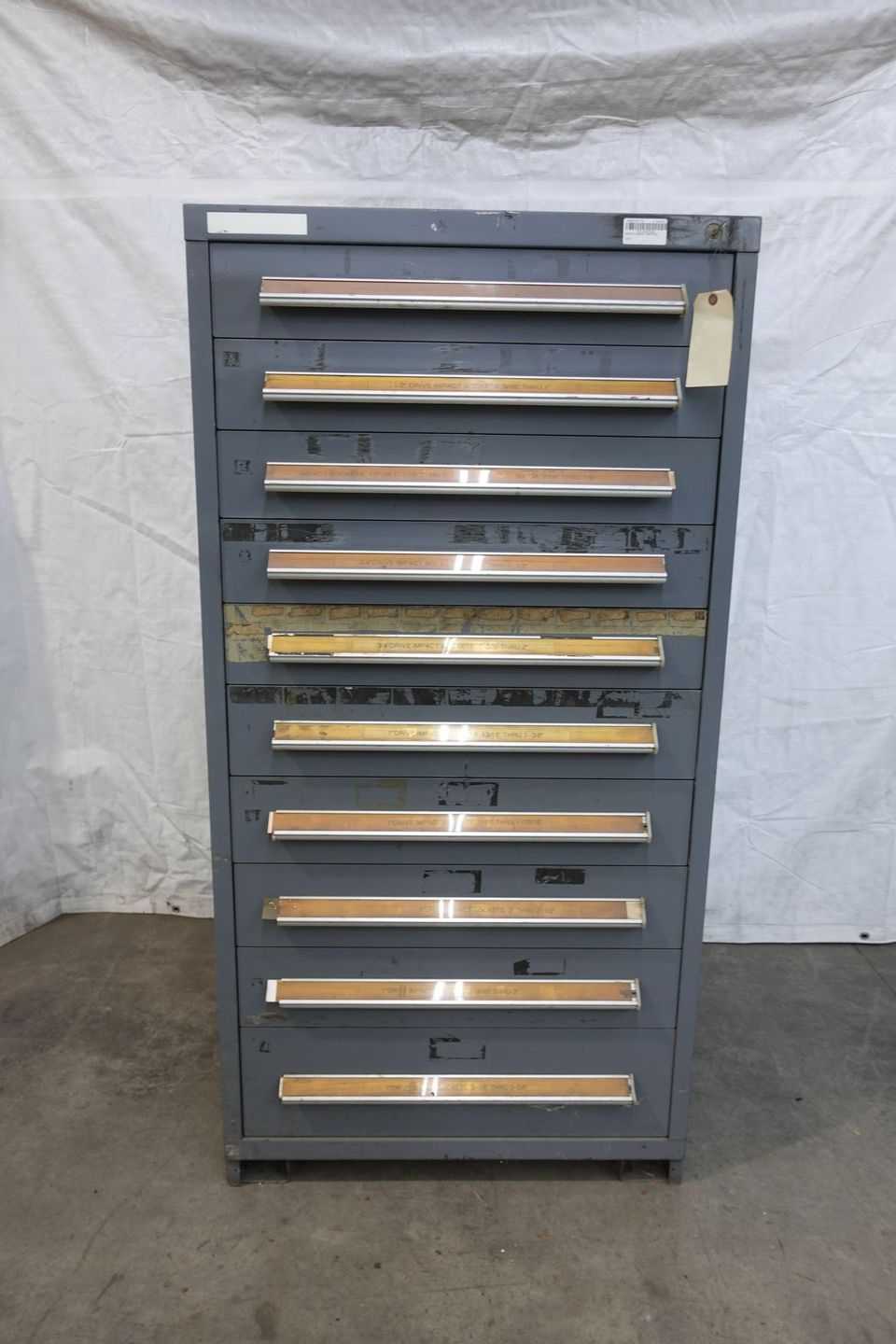 SKU 1724413 - 10 DRAWER TOOL CABINET - DRAWER CABINET