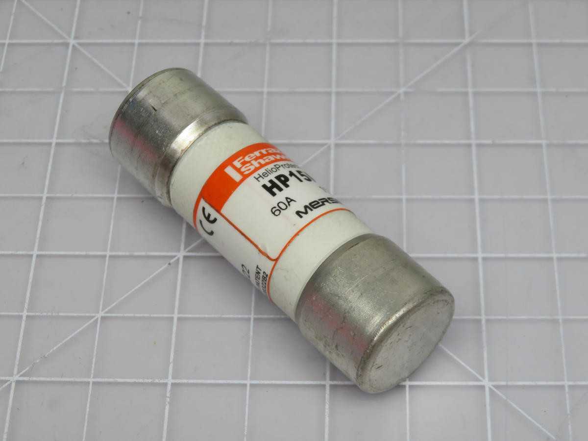 Lot of 25 Mersen HP15P60 Helio Protection Fuse - FUSES