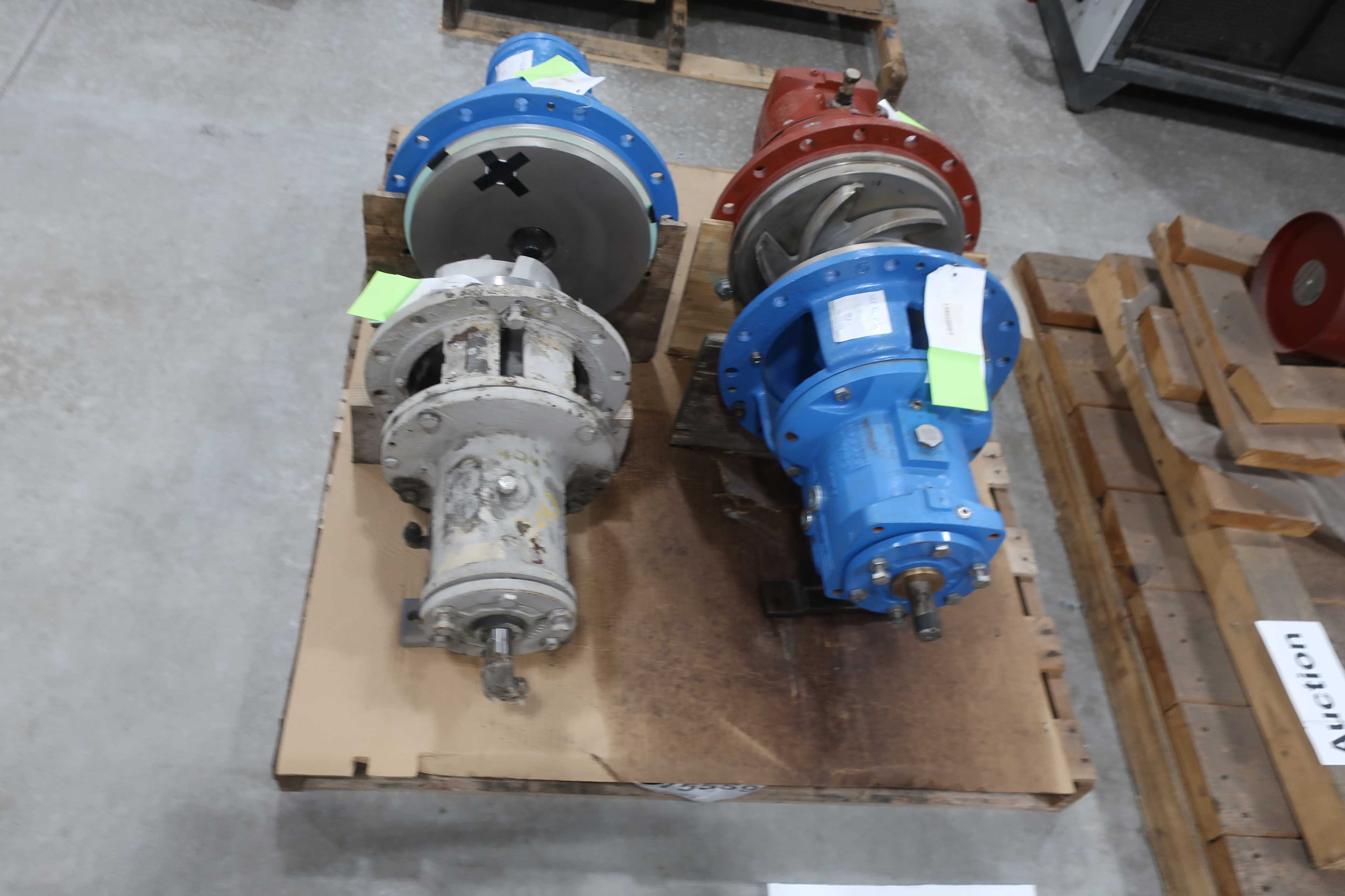 SKU 1755590 - 2 PALLETS OF ASSORTED CENTRIFUGAL PUMPS - CENTRIFUGAL PUMP