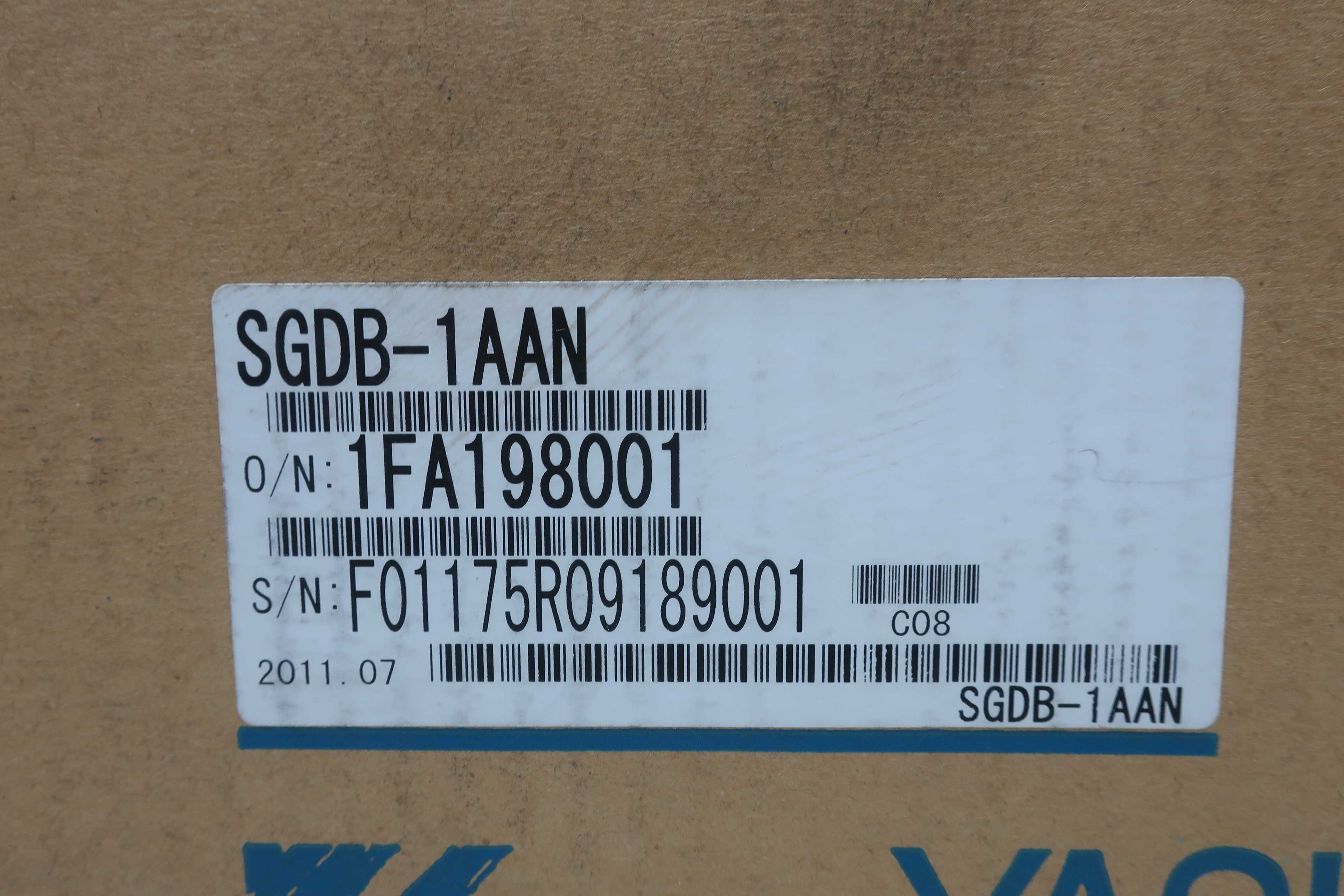 LOT OF 2 YASKAWA SGDB-1AAN SERVO PACKS - SERVO DRIVES