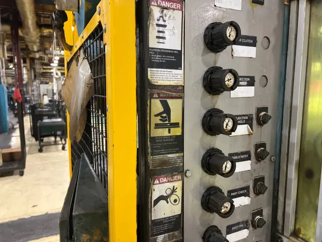 GASBARRE 45 TON COMPACTING PRESS - undefined