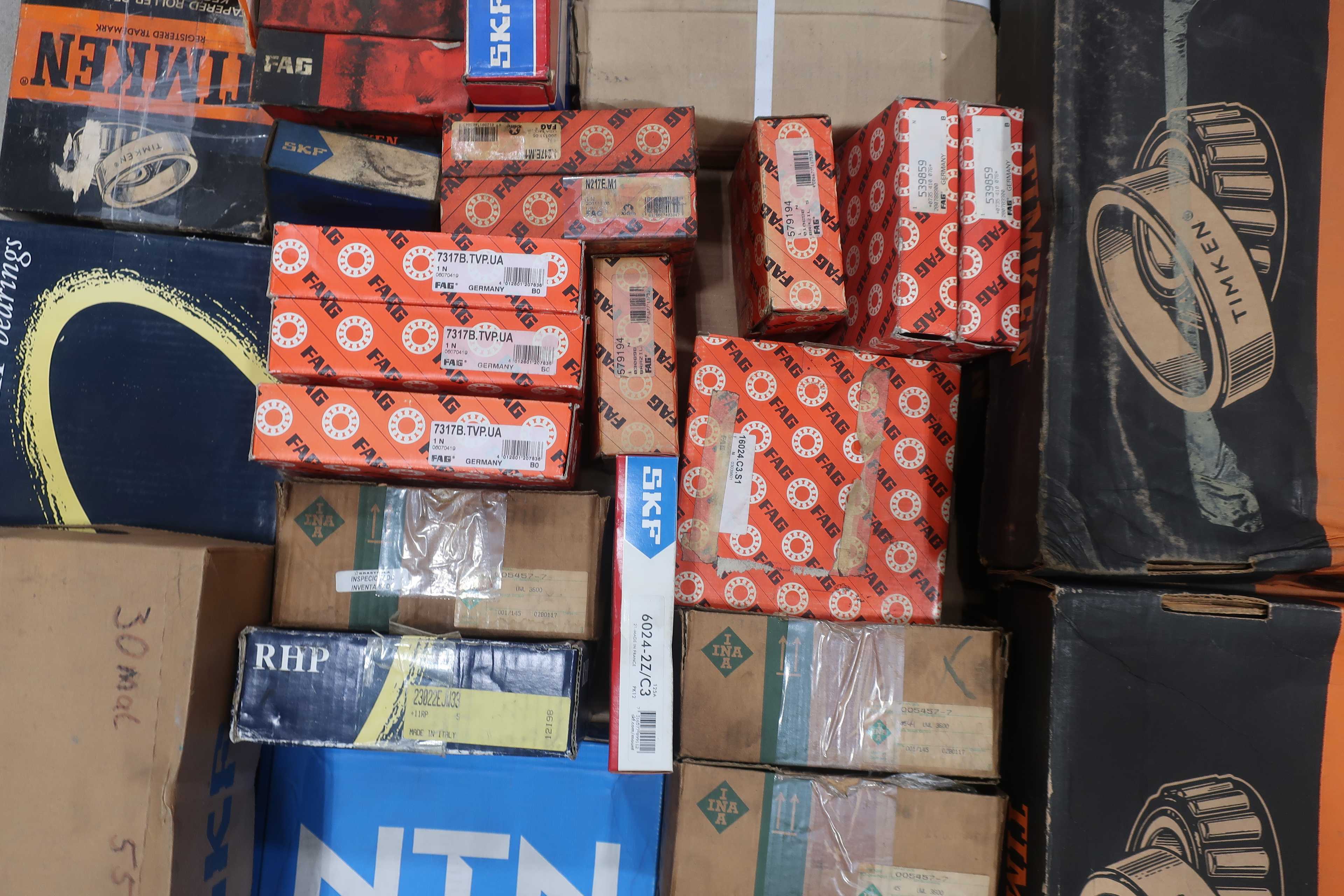 SKU 1738711 - PALLET OF ASSORTED BEARINGS, NTN, SKF, NACHI, TIMKEN, FAG, RHP, INA - BEARINGS