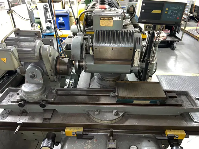 CINCINNATI 2 MT CUTTER & TOOL GRINDER - undefined