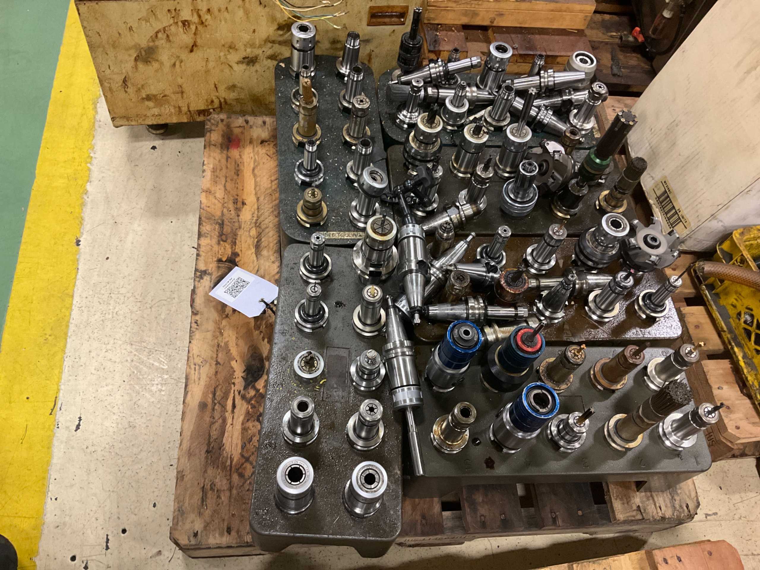 BULK QTY OF CNC SPINDLES - CNC MACHINING CENTER PARTS