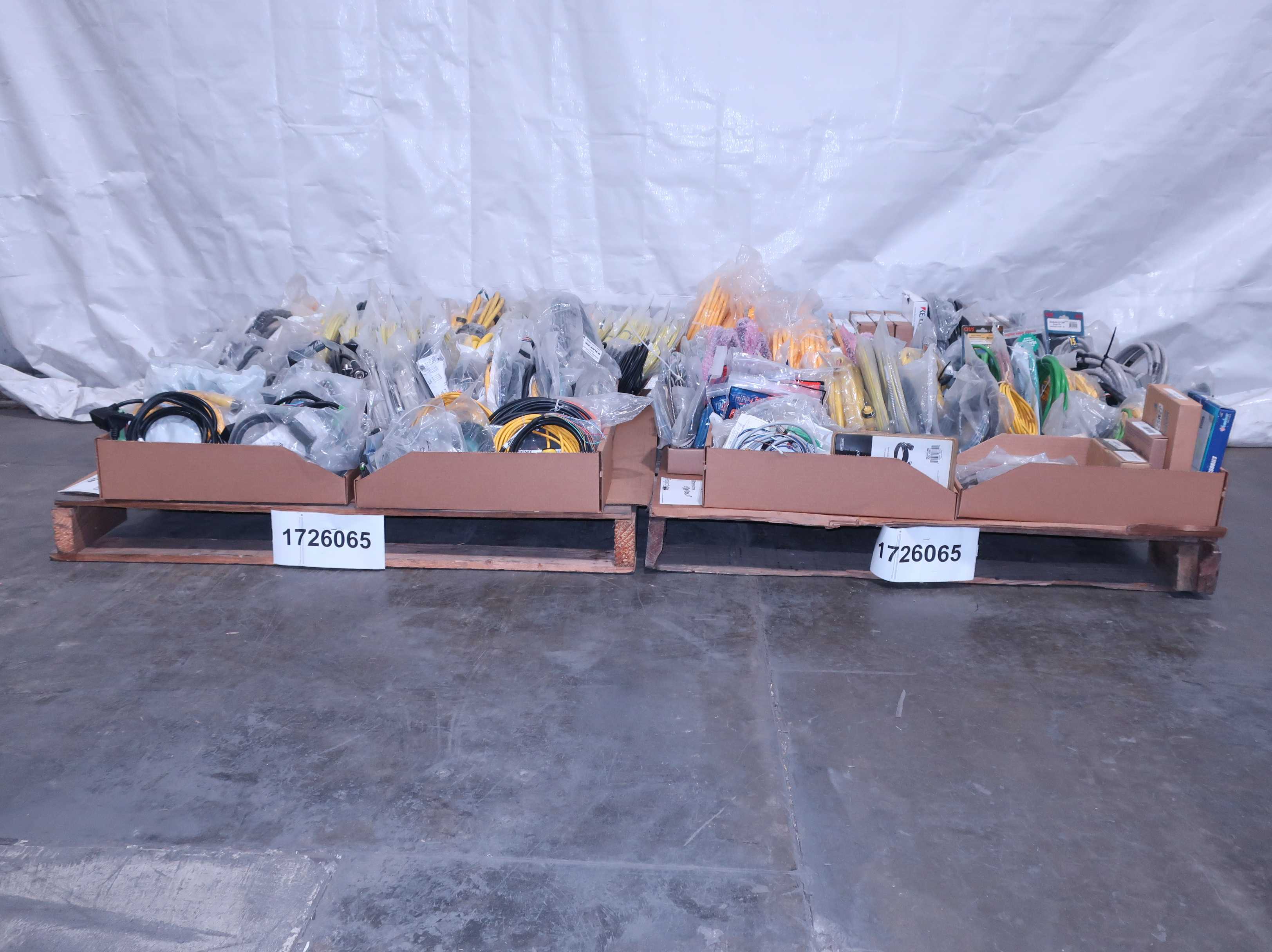 SKU 1726065 - 2 PALLETS OF ASSORTED CORDSET CABLES - CORDSET CABLES