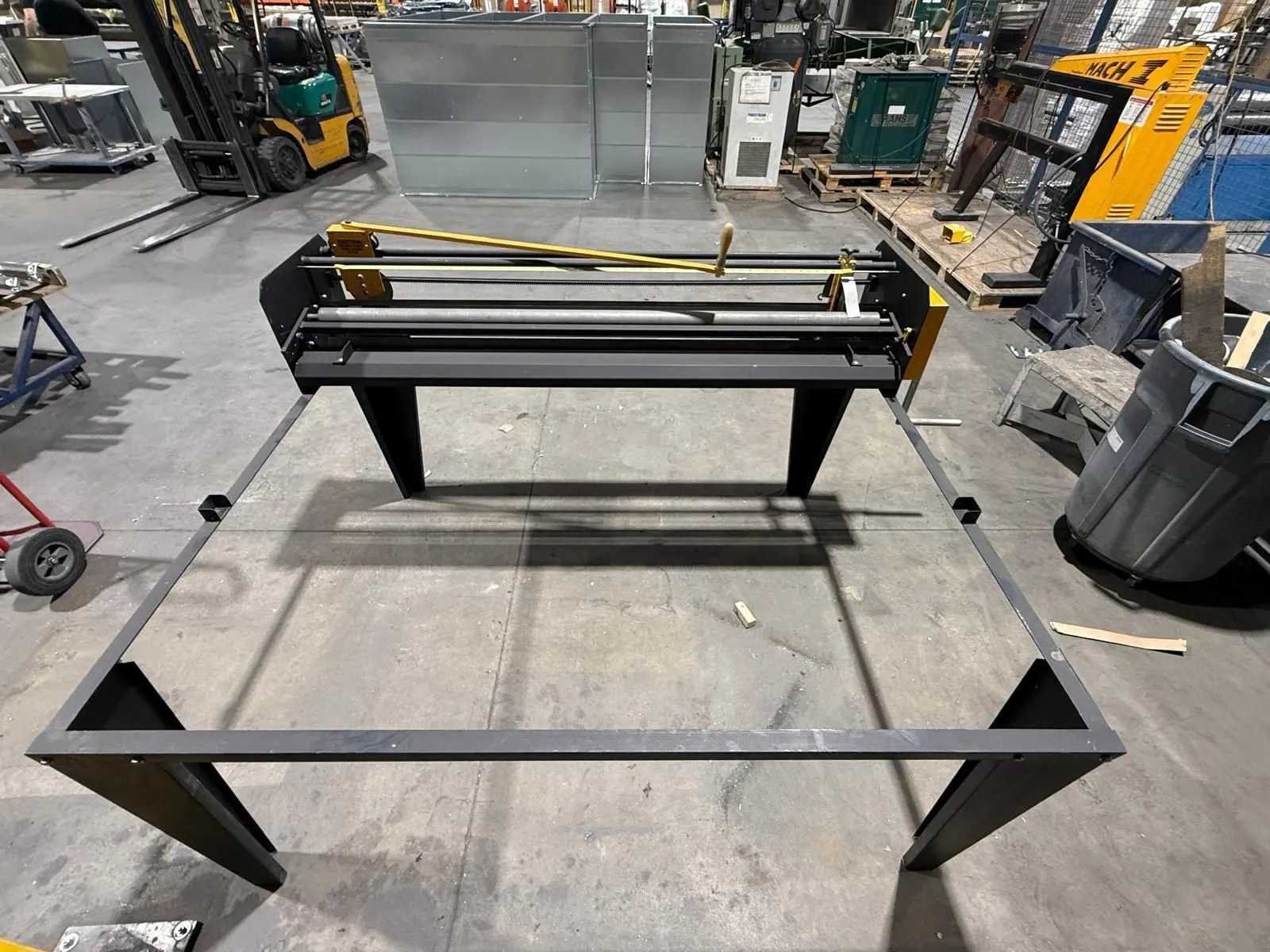 DURO DYNE LSU LINER SIZER, MANUAL, 60" W X 40" D ROLL CAPACITY, 0.5"-2" THK LINER - PROCESS EQUIPMENT