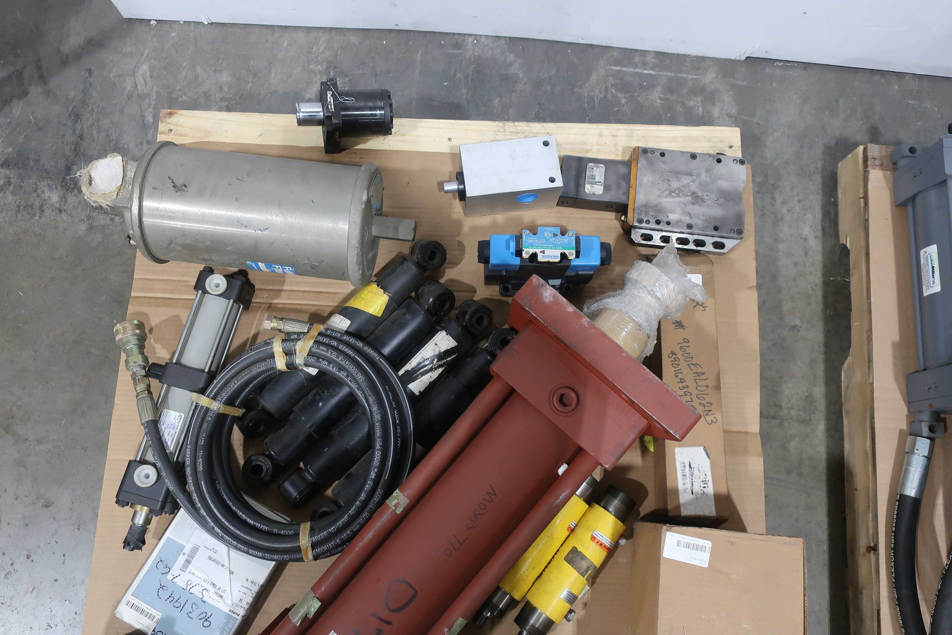 SKU 1738155 - 4 PALLETS OF ASSORTED HYDRALICS - HYDRAULIC PARTS